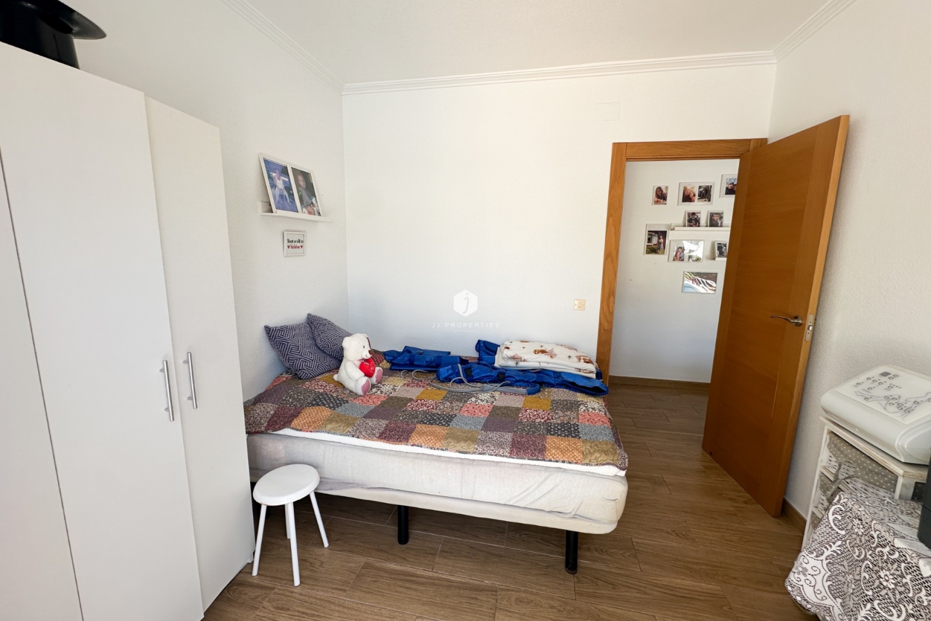 Resale - Chalet -
Torrevieja - Costa Blanca