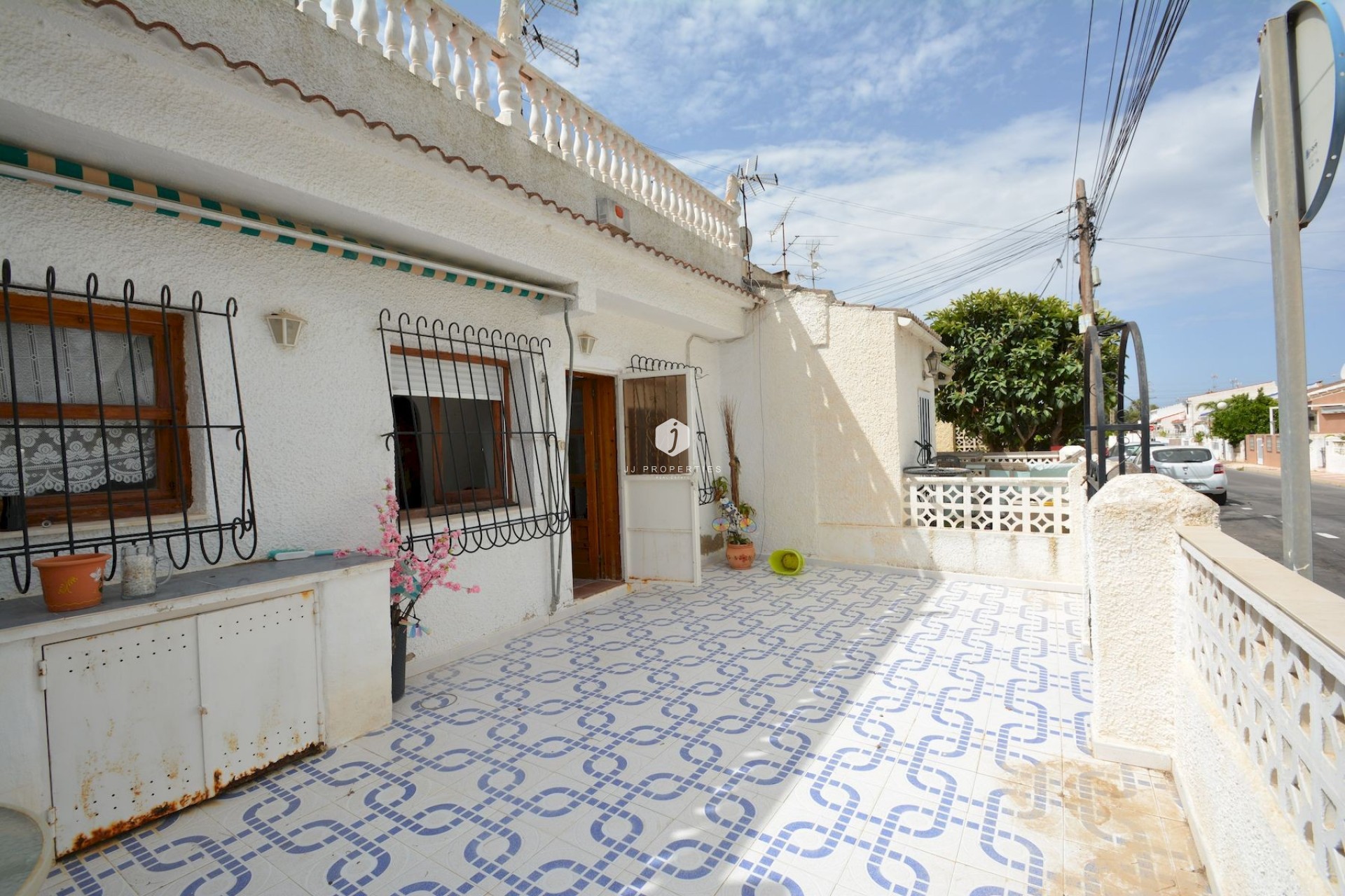 Resale - Chalet -
Torrevieja - Costa Blanca