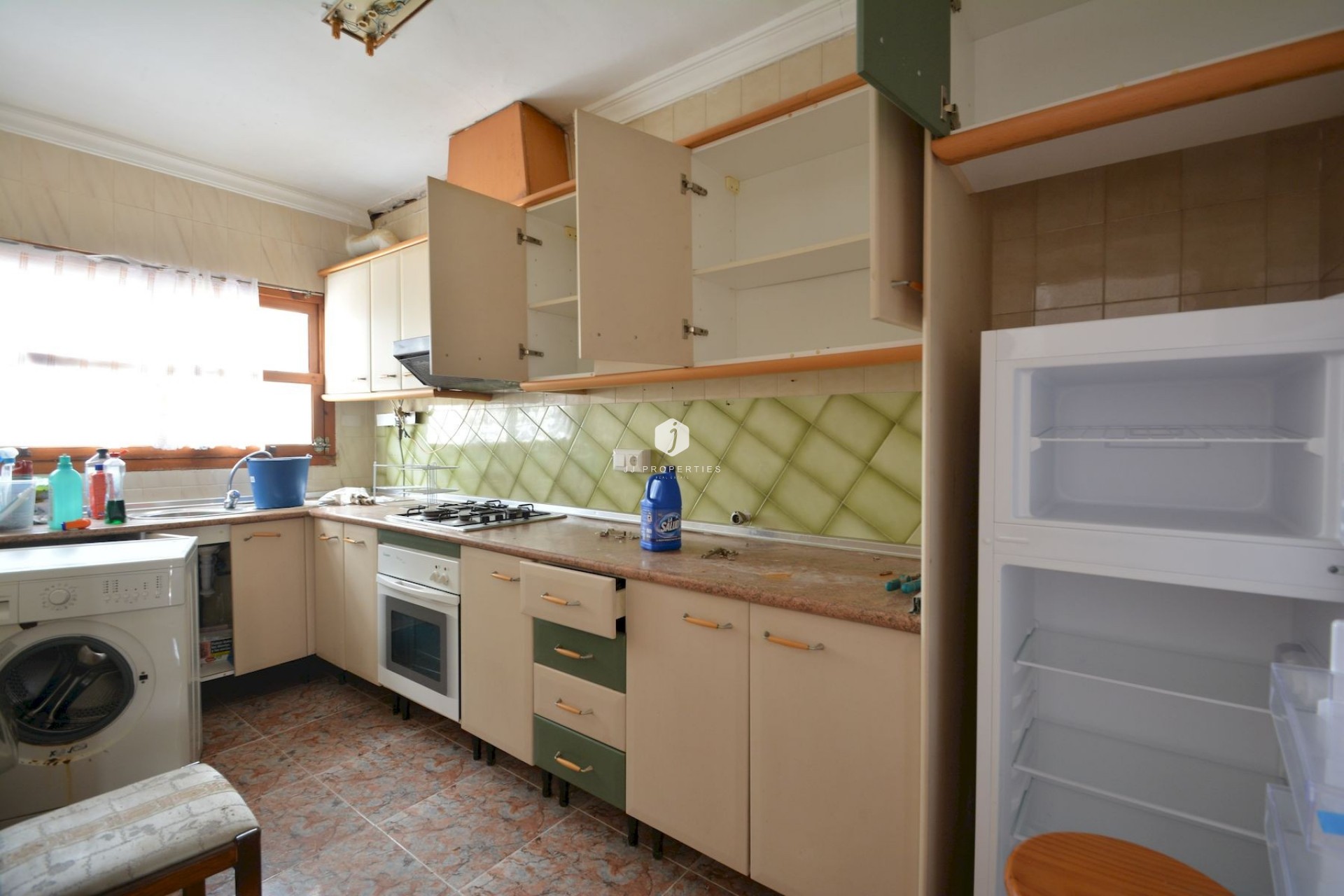 Resale - Chalet -
Torrevieja - Costa Blanca