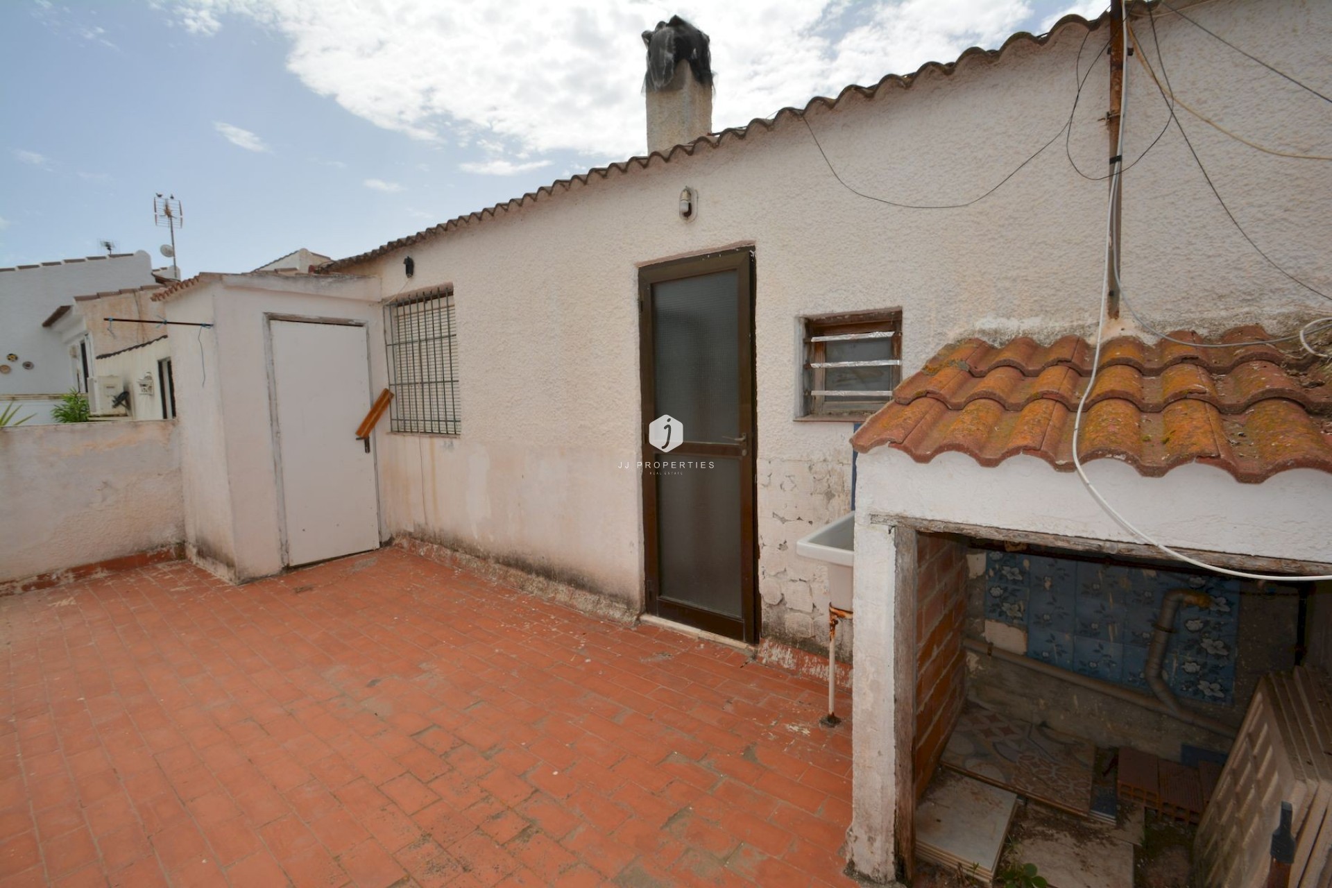 Resale - Chalet -
Torrevieja - Costa Blanca