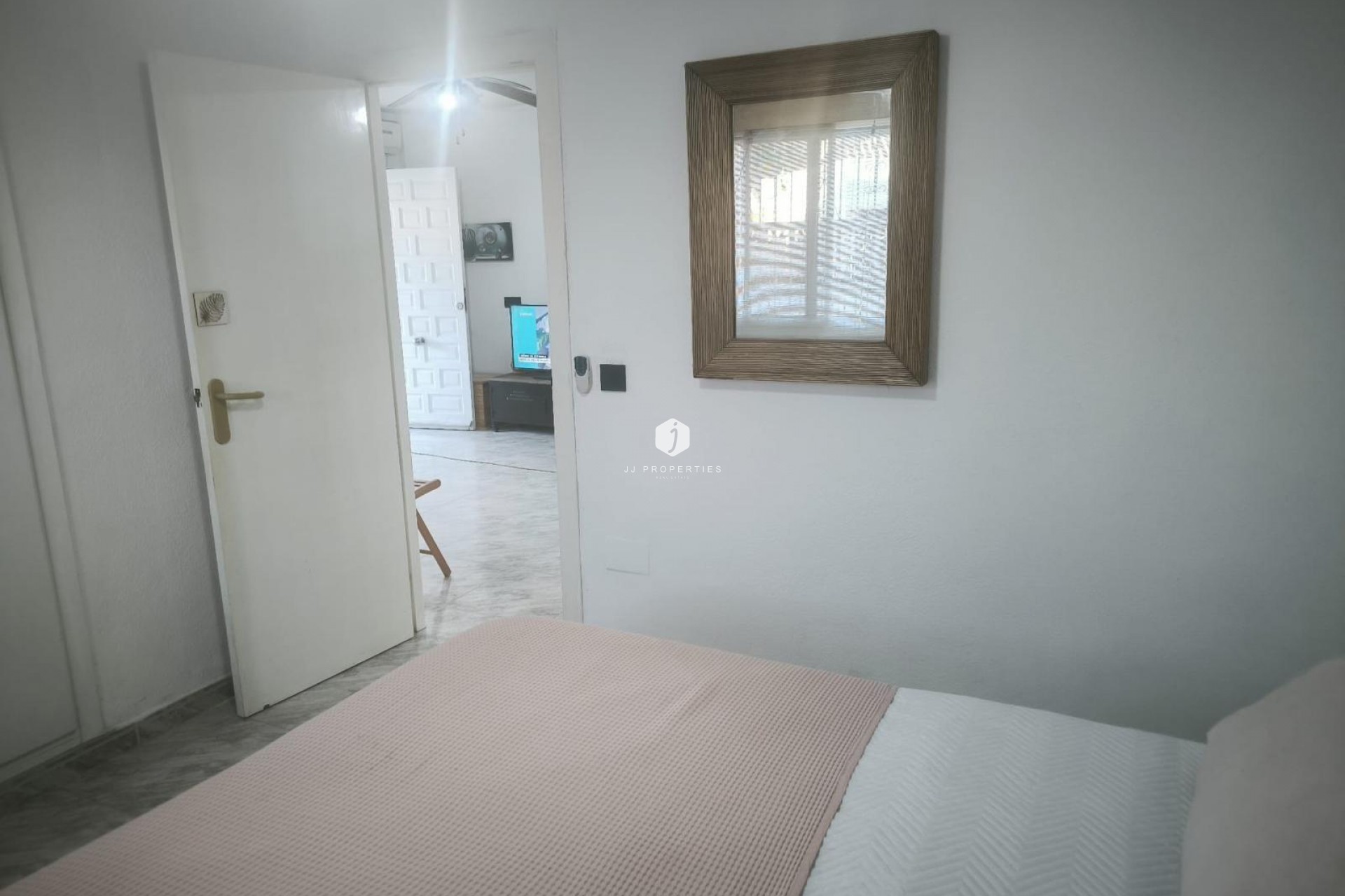 Resale - Chalet -
Torrevieja - Doña ines