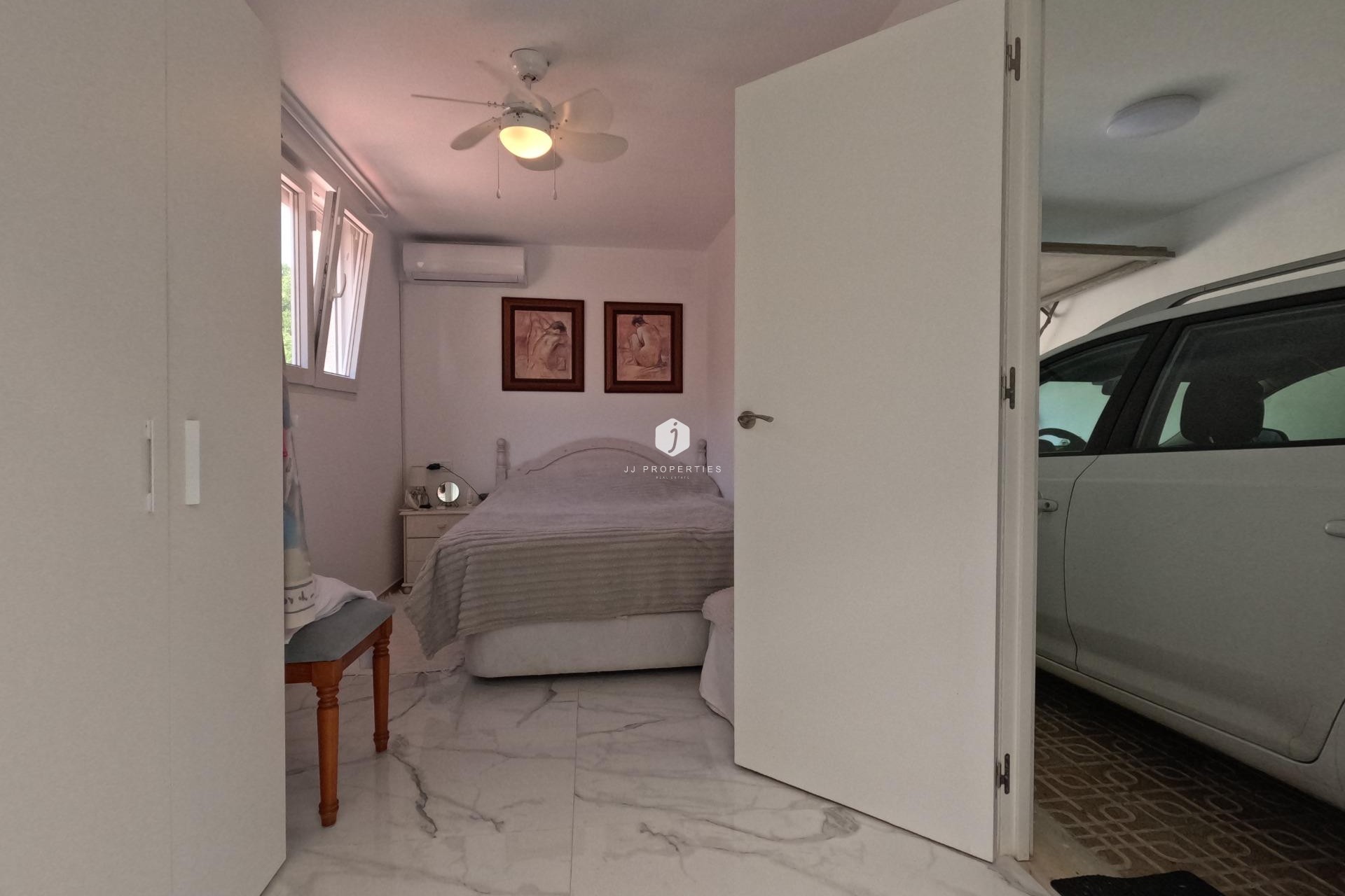 Resale - Chalet -
Torrevieja - El Acequión - Los Náufragos