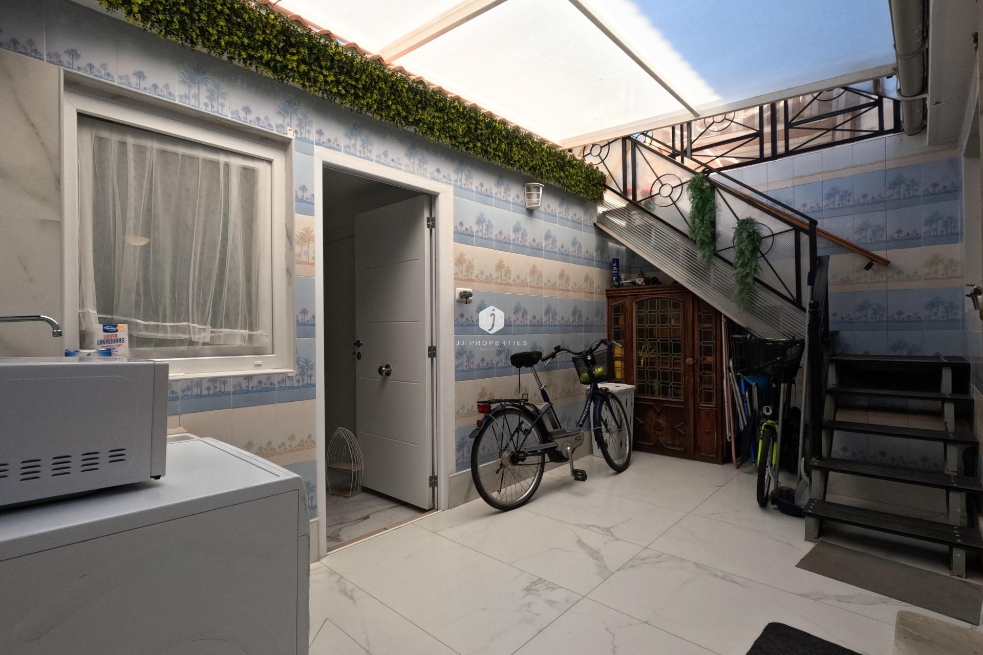 Resale - Chalet -
Torrevieja - El Acequión - Los Náufragos