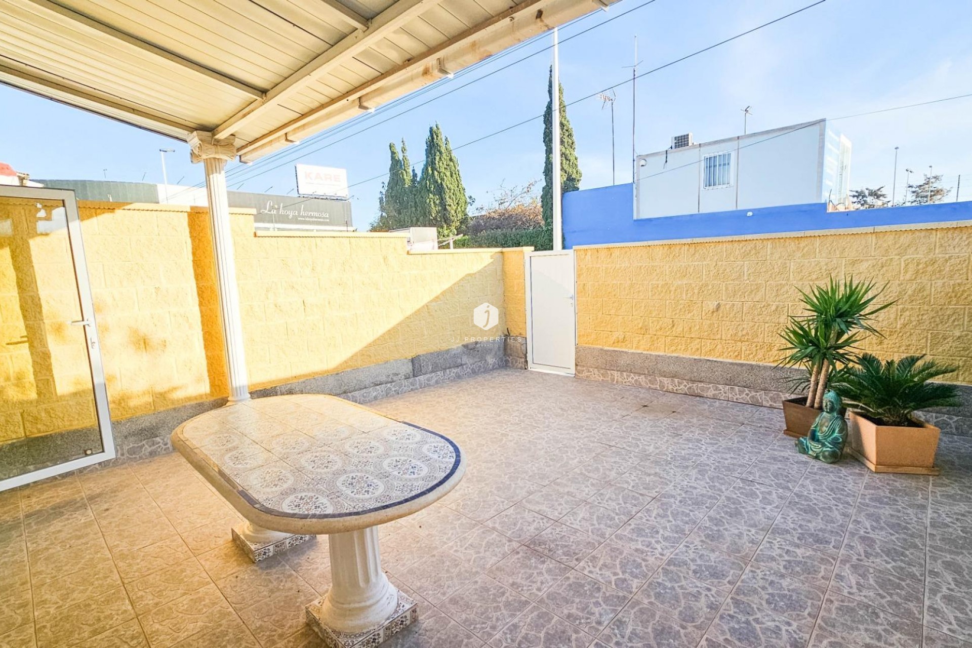 Resale - Chalet -
Torrevieja - El Limonar