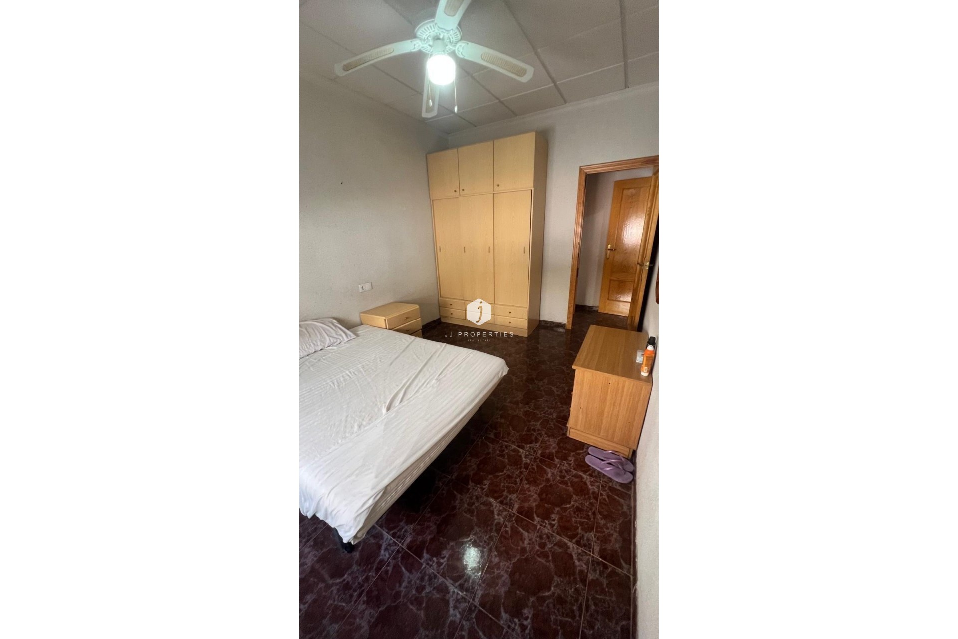 Resale - Chalet -
Torrevieja - Estacion de autobuses