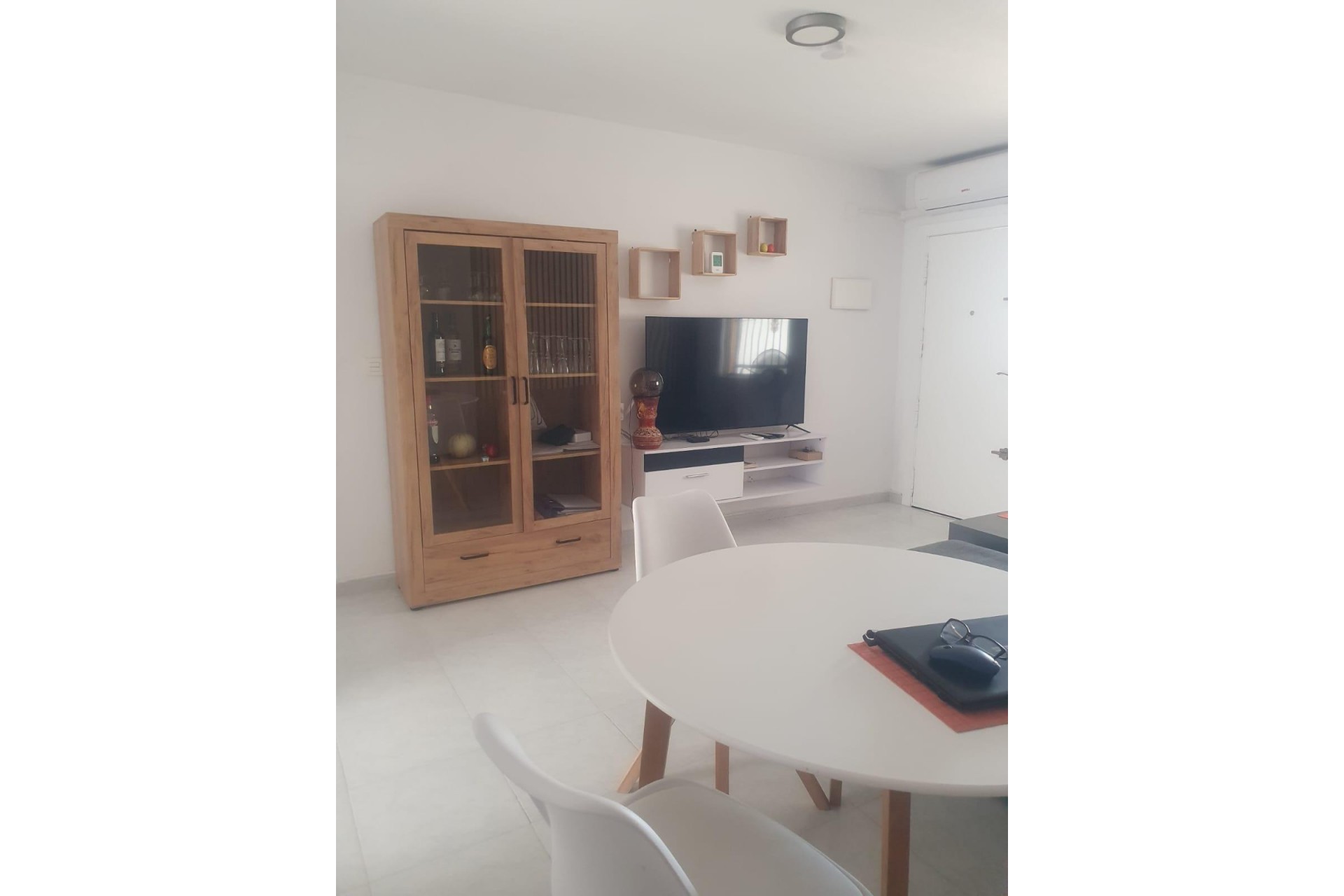 Resale - Chalet -
Torrevieja - La Siesta - El Salado - Torreta