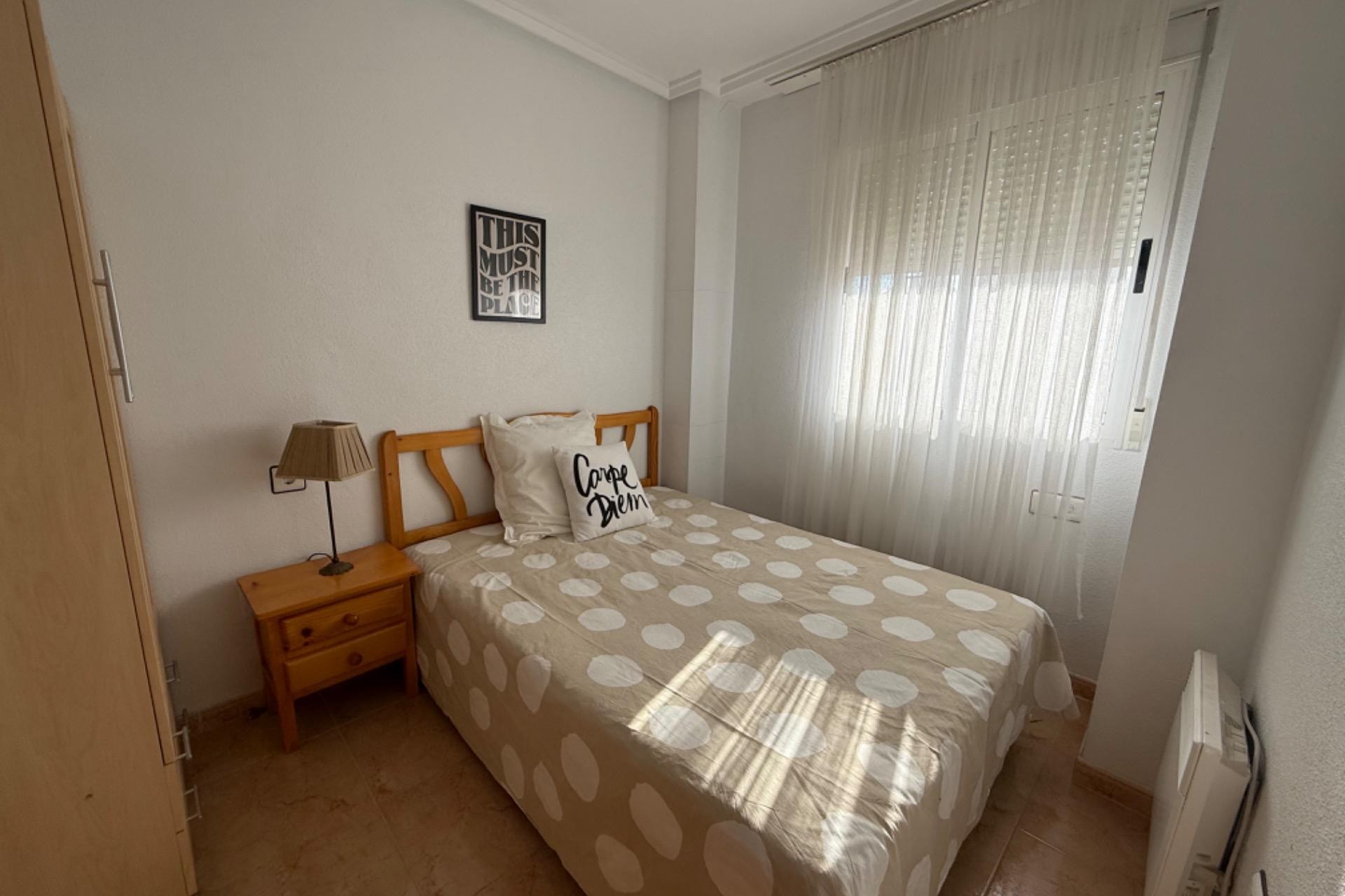 Resale - Chalet -
Torrevieja - La Siesta - El Salado - Torreta