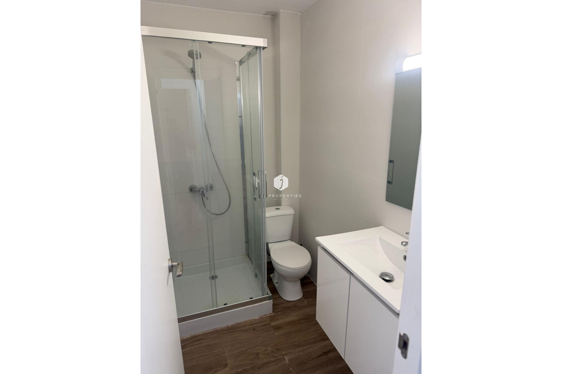 Resale - Chalet -
Torrevieja - La Siesta - El Salado - Torreta