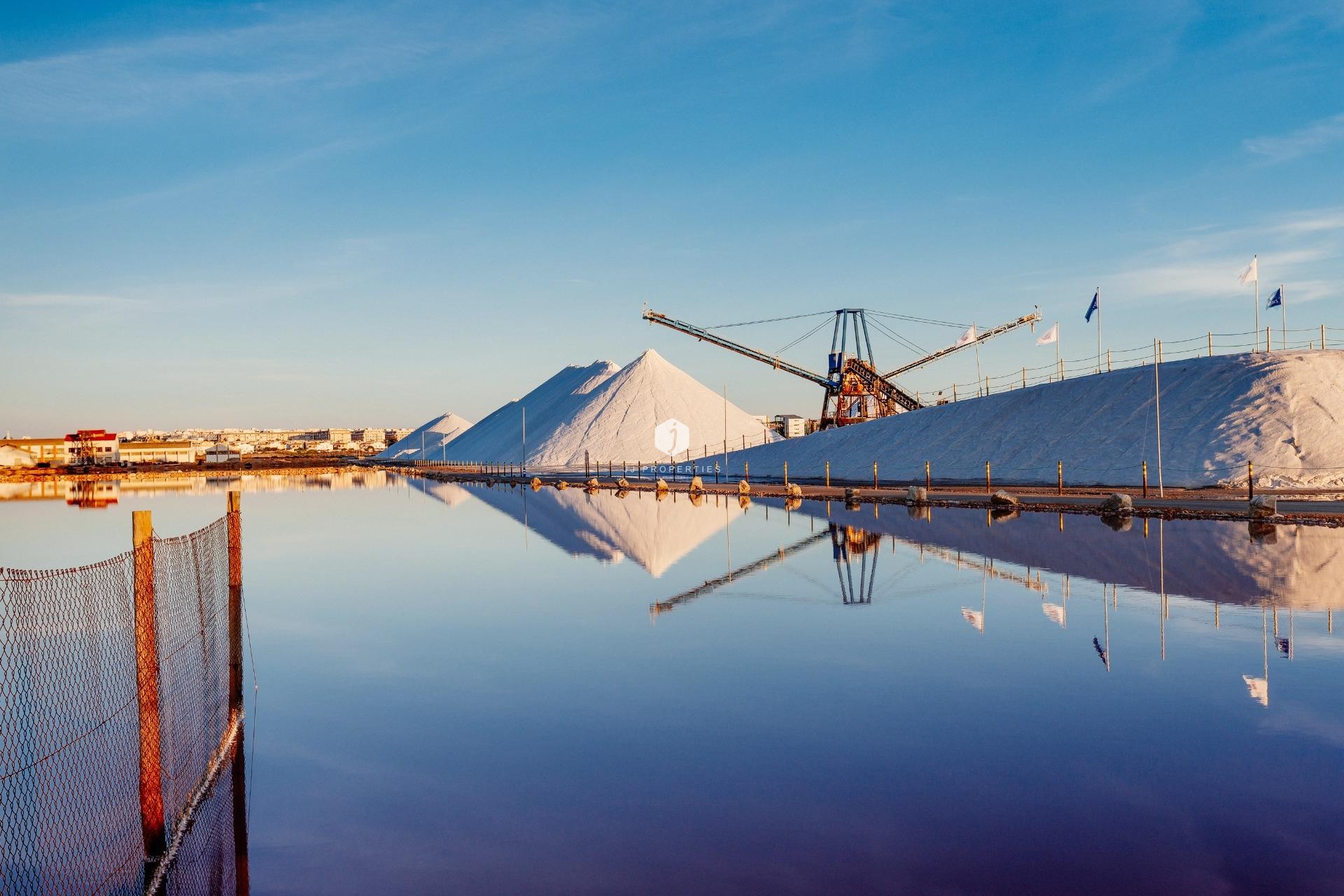 Resale - Chalet -
Torrevieja - La Siesta - El Salado - Torreta