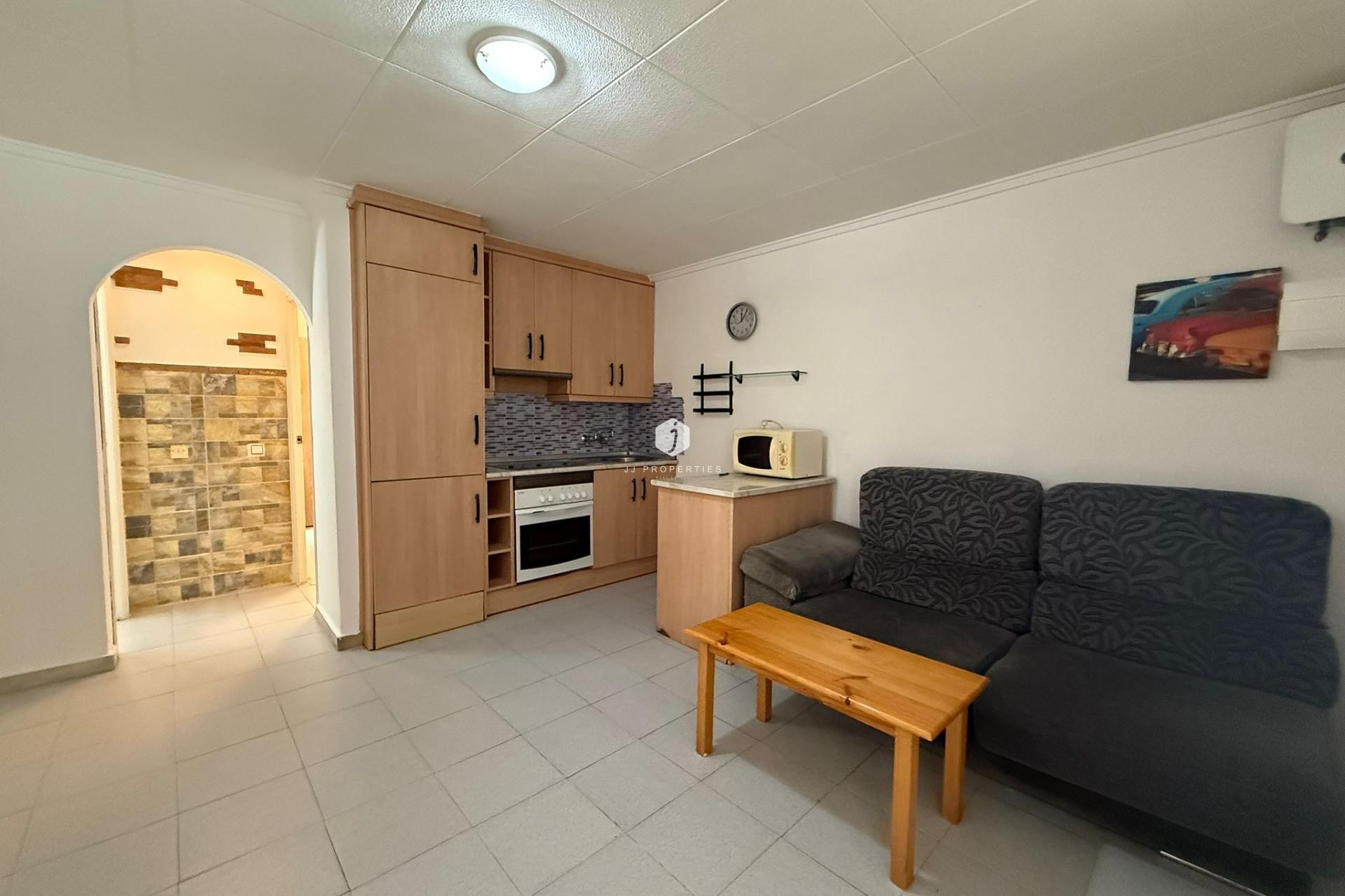 Resale - Chalet -
Torrevieja - La Siesta - El Salado - Torreta