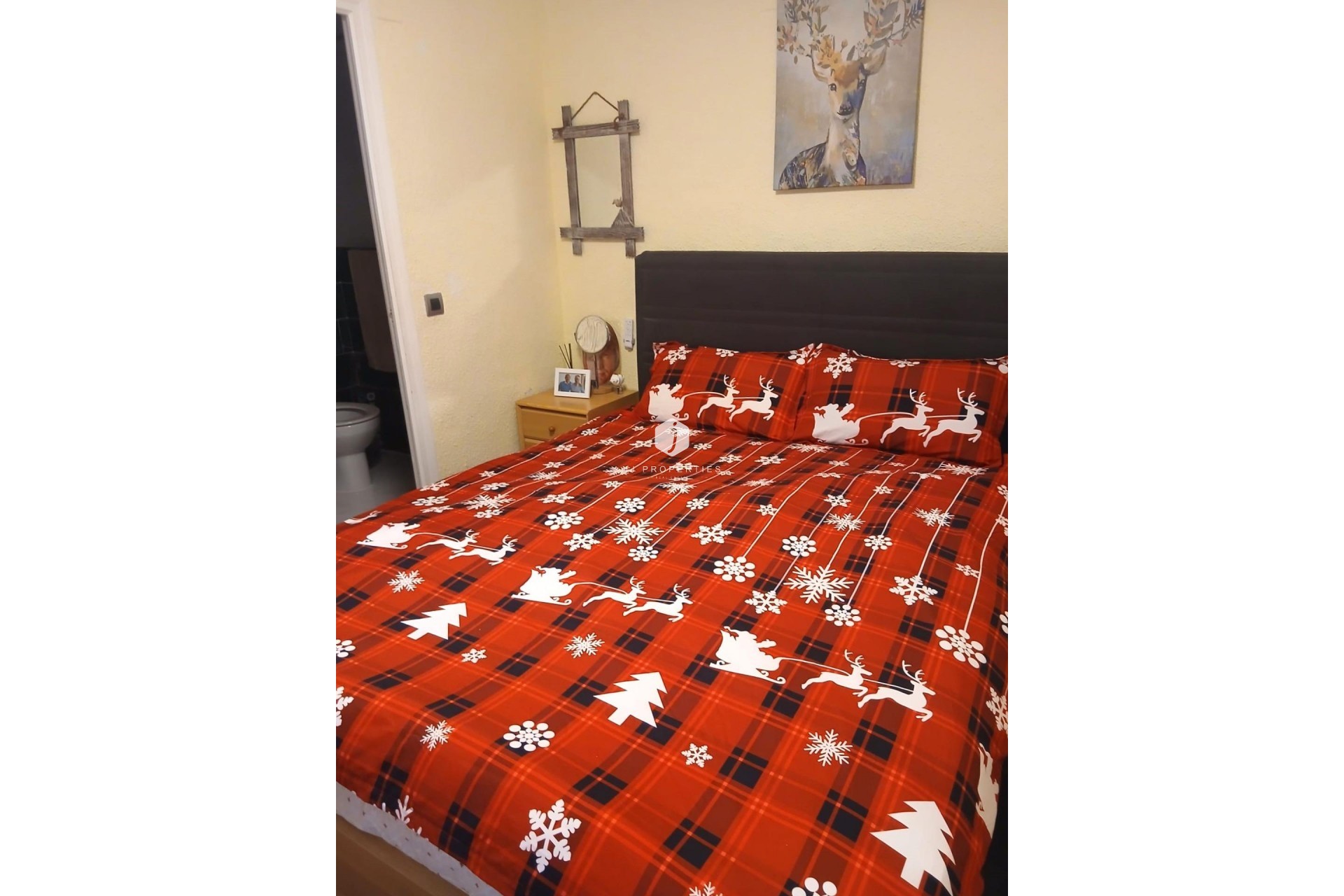 Resale - Chalet -
Torrevieja - La Siesta - El Salado - Torreta