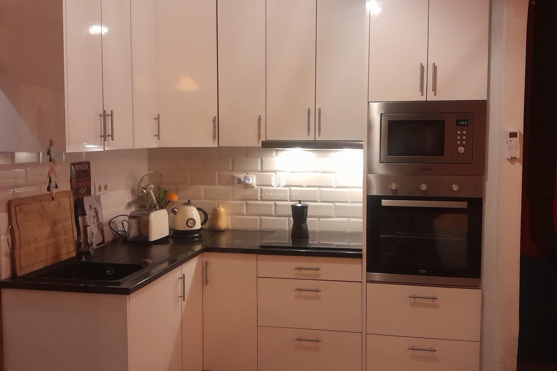 Resale - Chalet -
Torrevieja - La Siesta - El Salado - Torreta