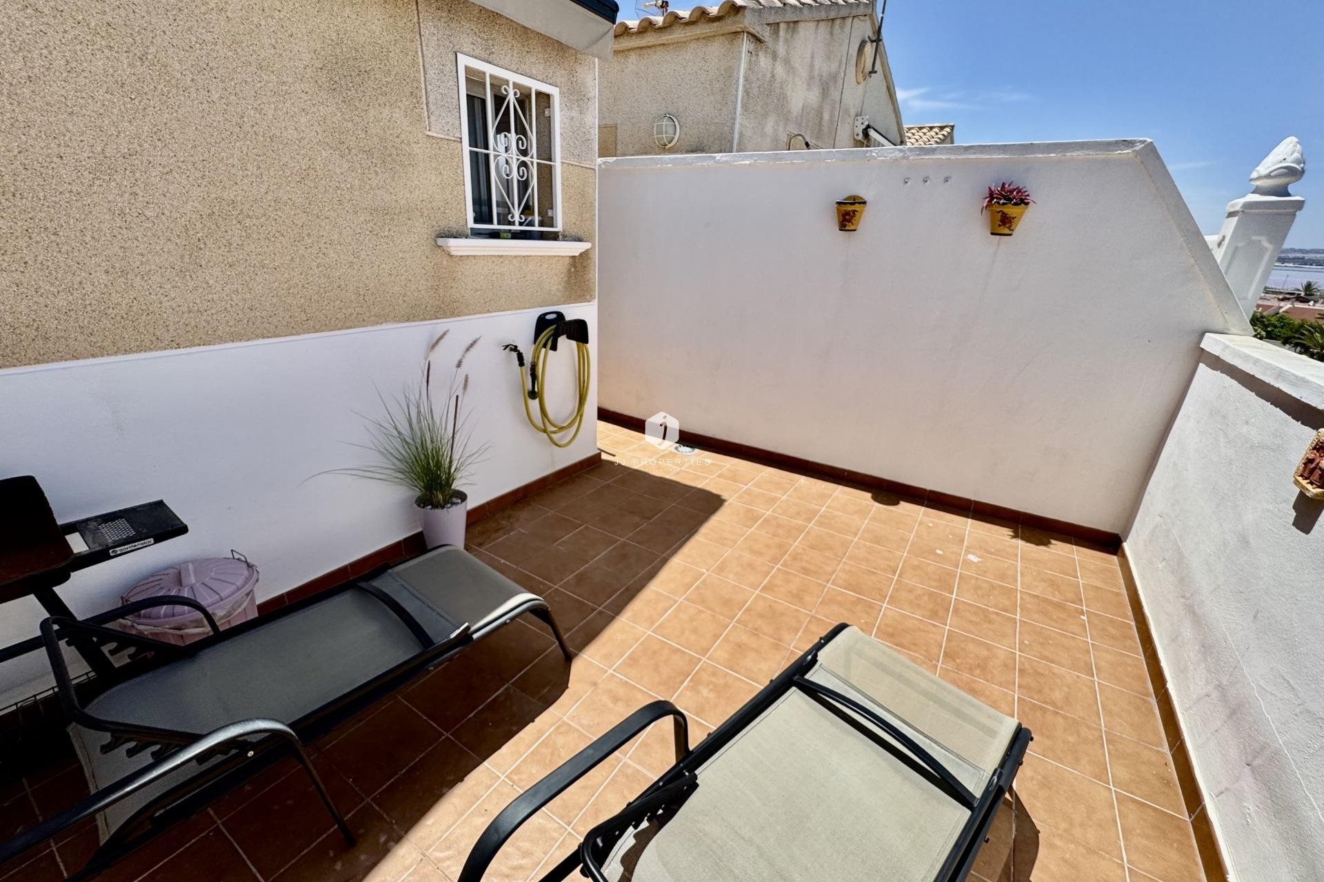 Resale - Chalet -
Torrevieja - La Siesta - El Salado - Torreta