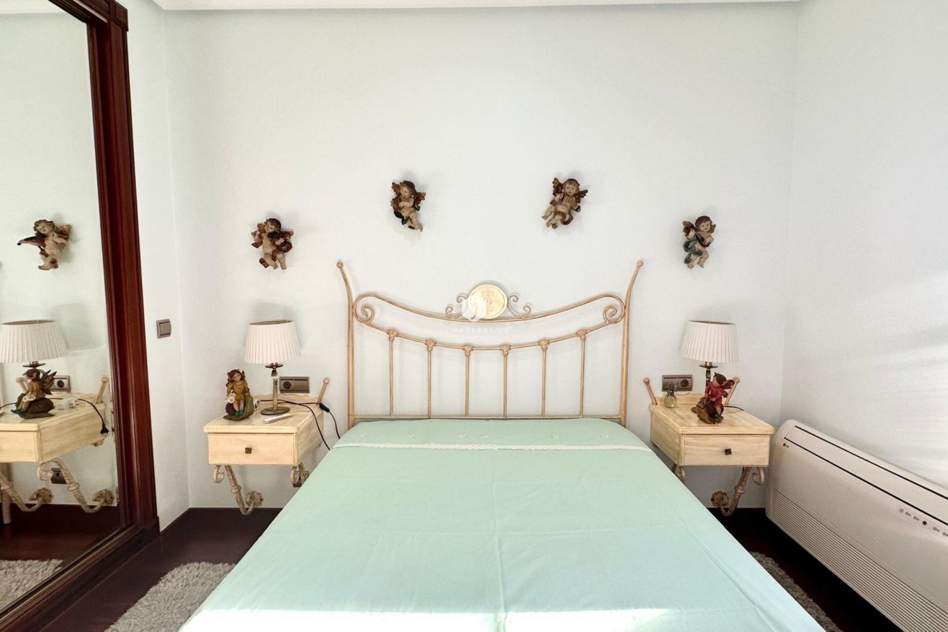 Resale - Chalet -
Torrevieja - La siesta