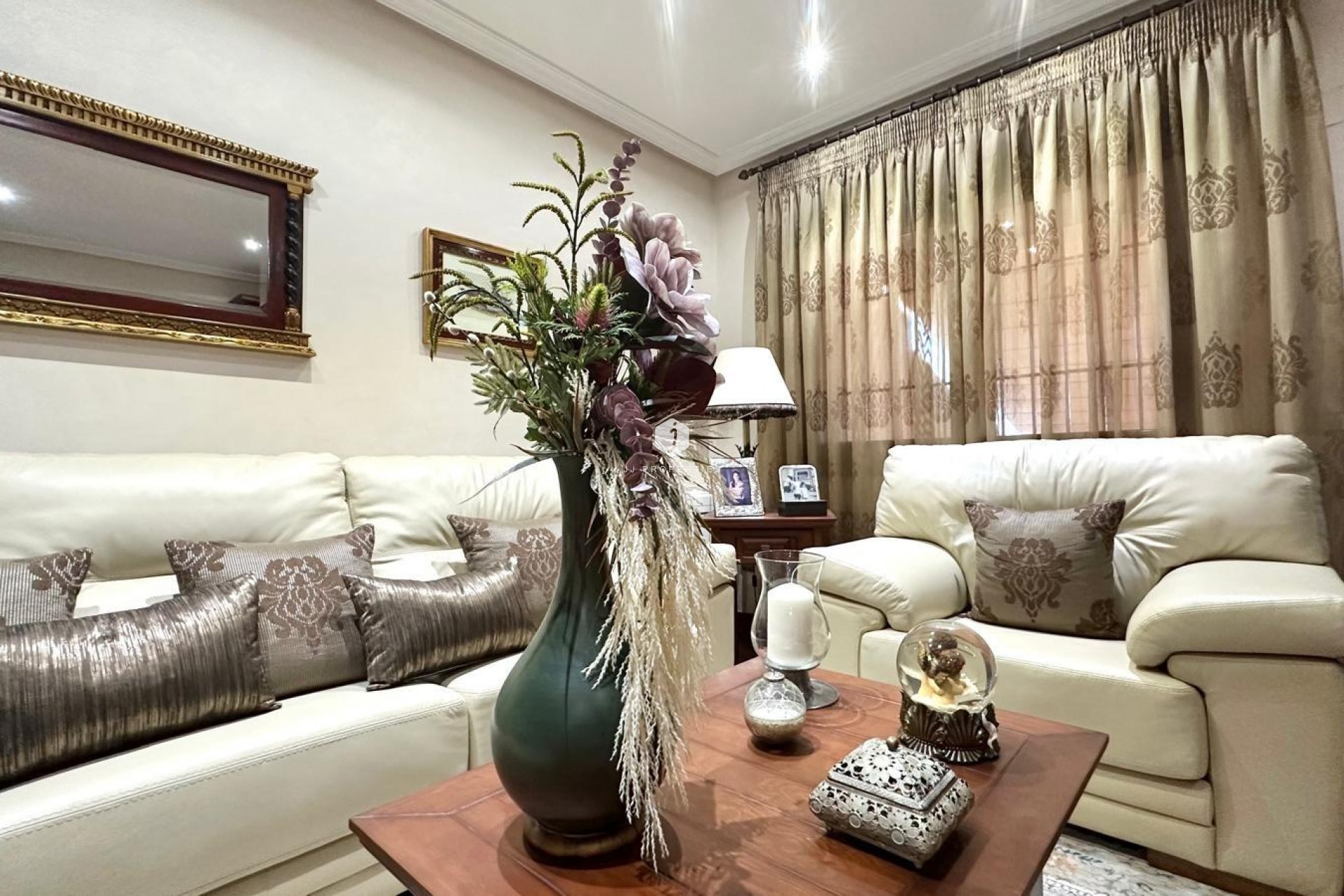Resale - Chalet -
Torrevieja - La siesta