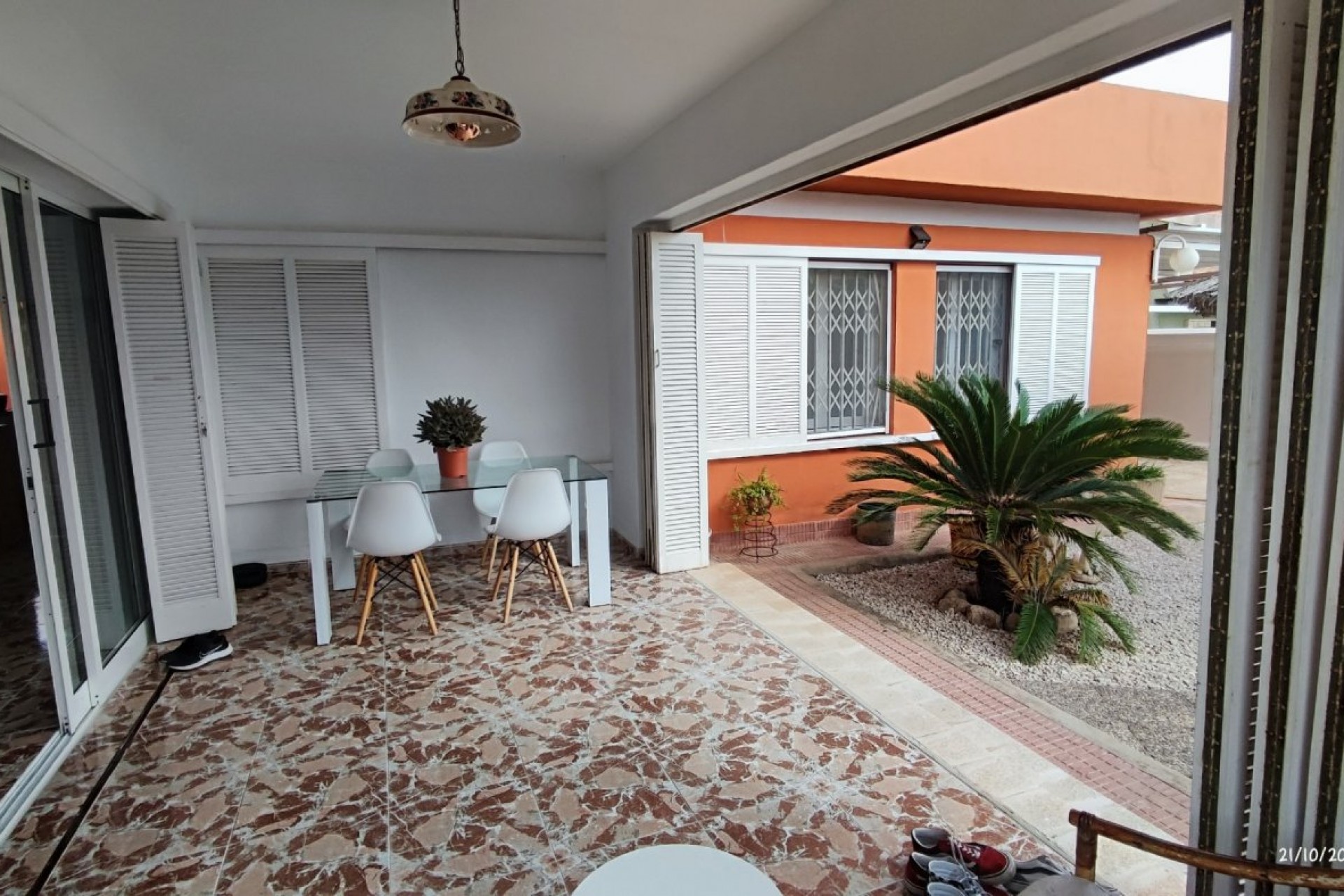 Resale - Chalet -
Torrevieja - La veleta