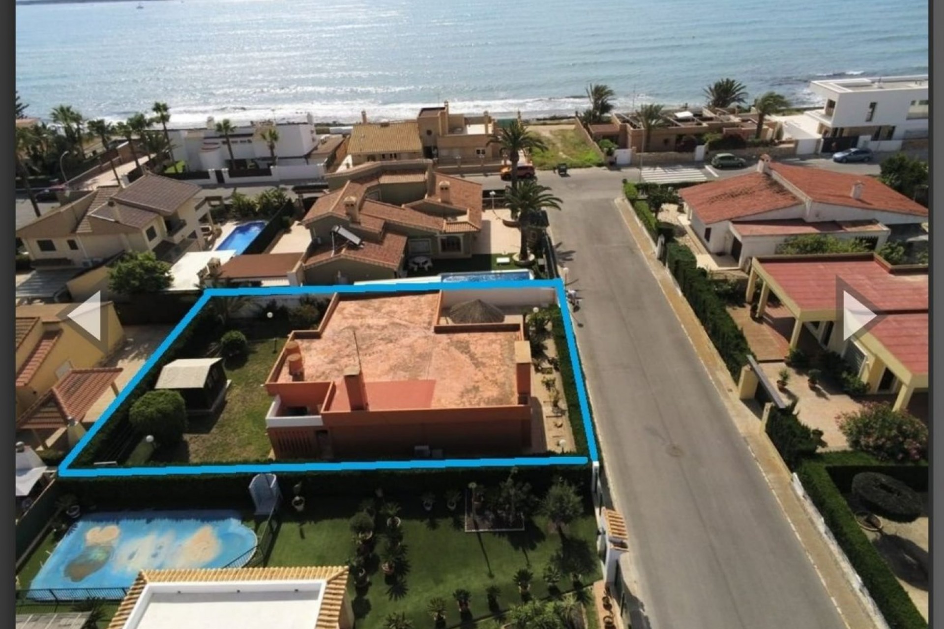 Resale - Chalet -
Torrevieja - La veleta