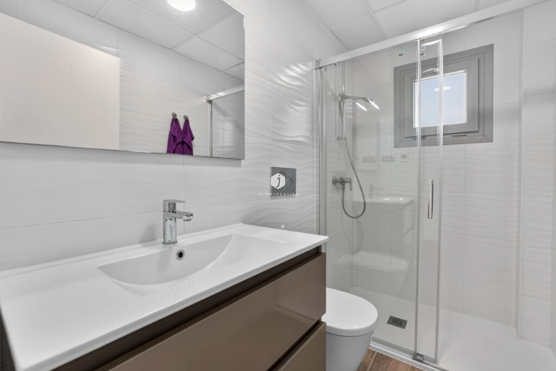 Resale - Chalet -
Torrevieja - La veleta