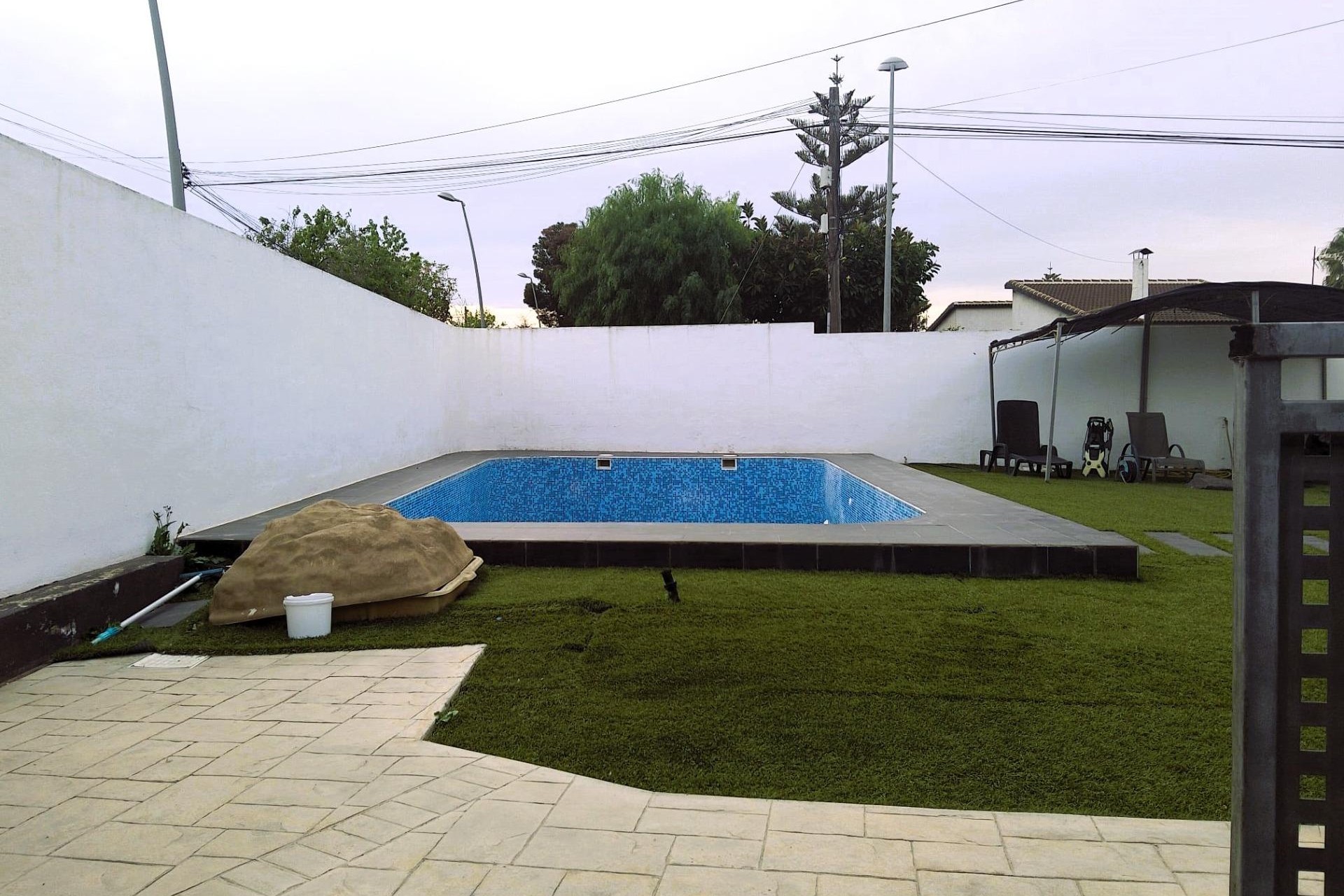 Resale - Chalet -
Torrevieja - Los altos