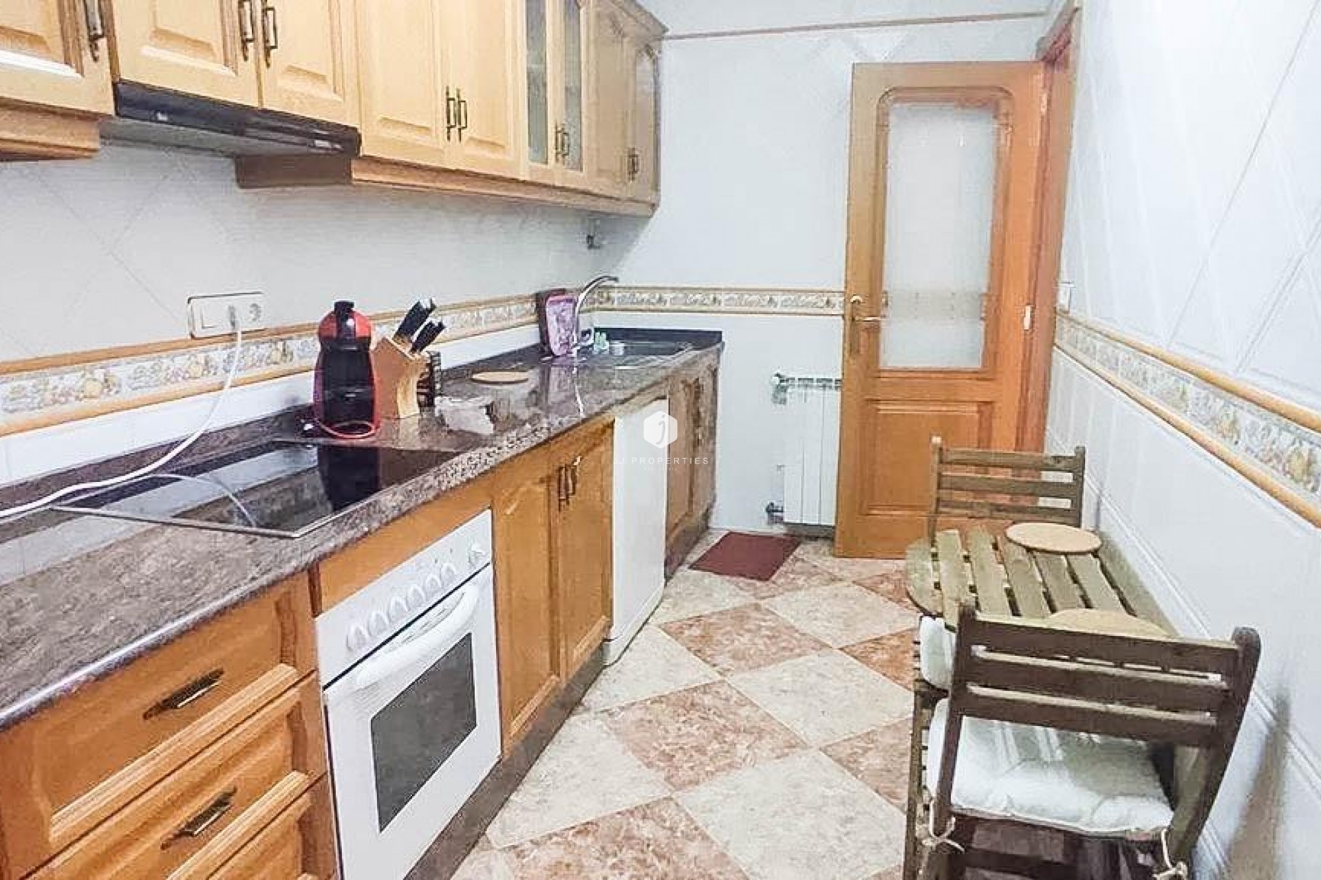 Resale - Chalet -
Torrevieja - Los altos