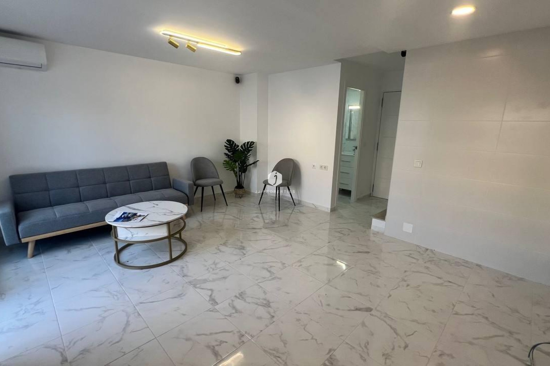 Resale - Chalet -
Torrevieja - Los Balcones - Los Altos del Edén