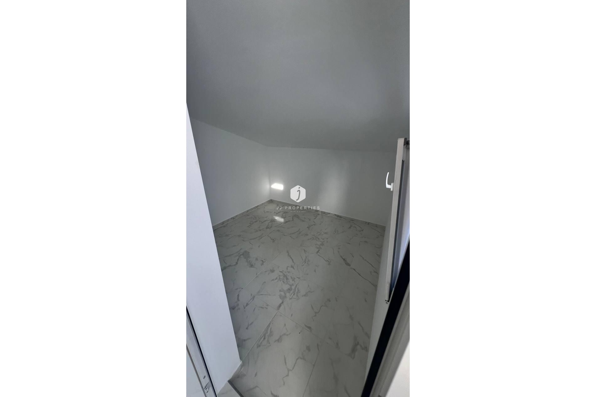 Resale - Chalet -
Torrevieja - Los Balcones - Los Altos del Edén