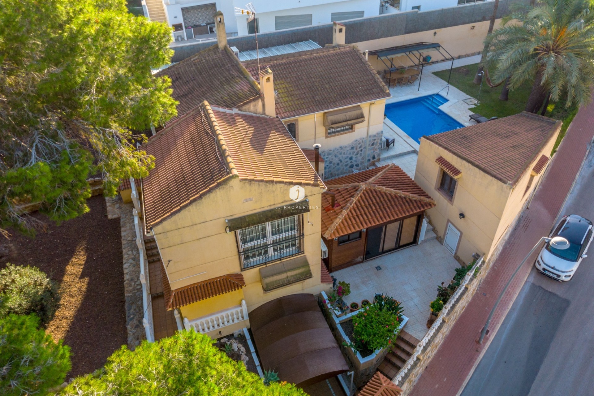 Resale - Chalet -
Torrevieja - Los balcones