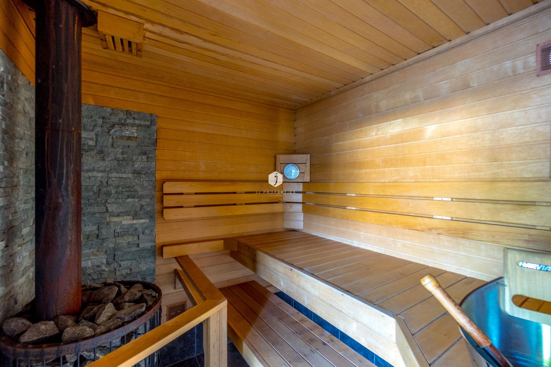 Resale - Chalet -
Torrevieja - Los balcones