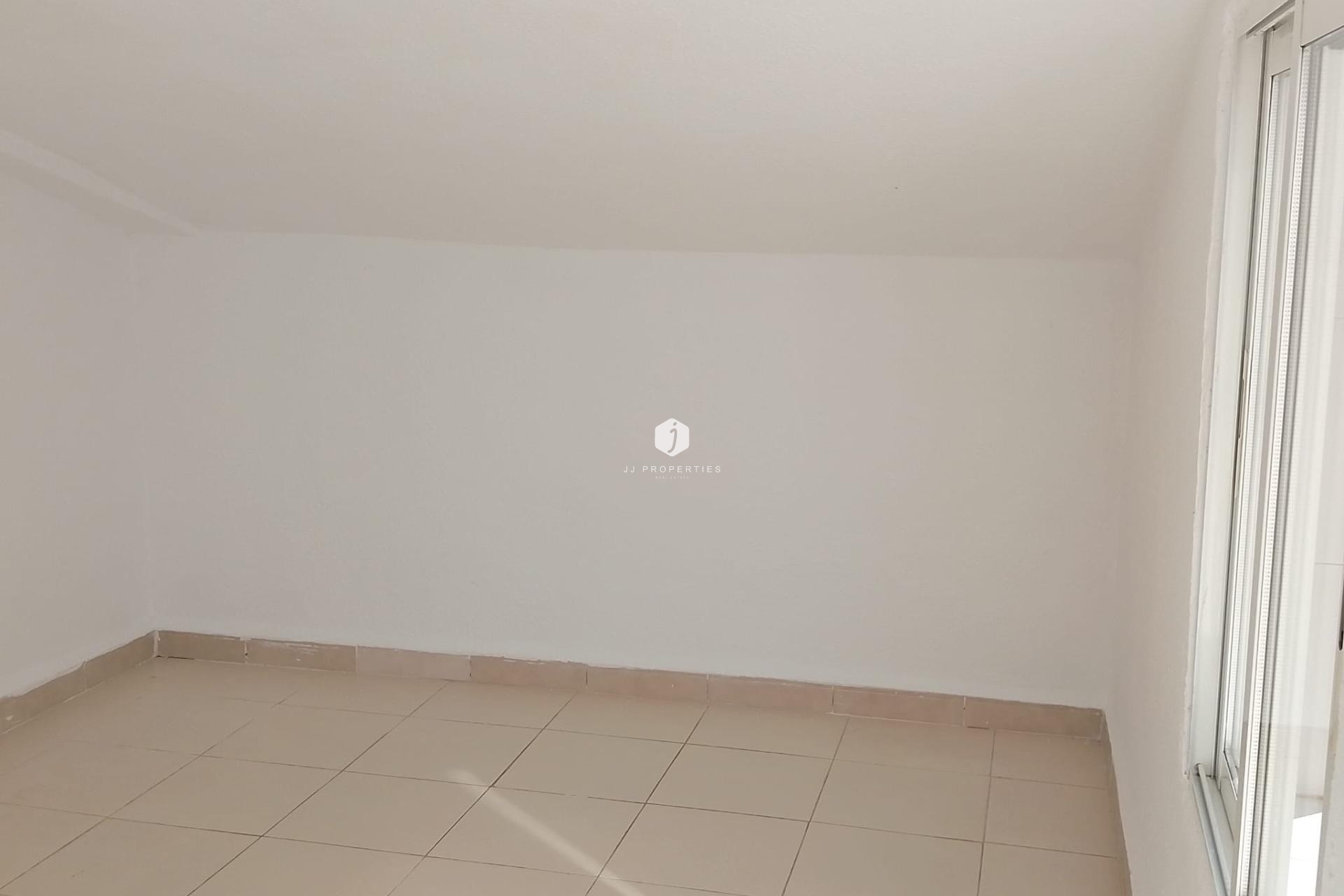 Resale - Chalet -
Torrevieja - Los Balcones