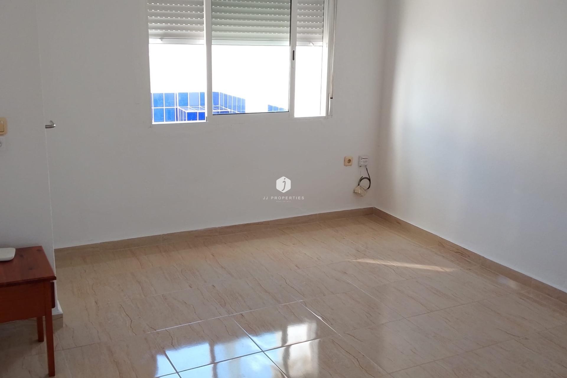 Resale - Chalet -
Torrevieja - Los Balcones