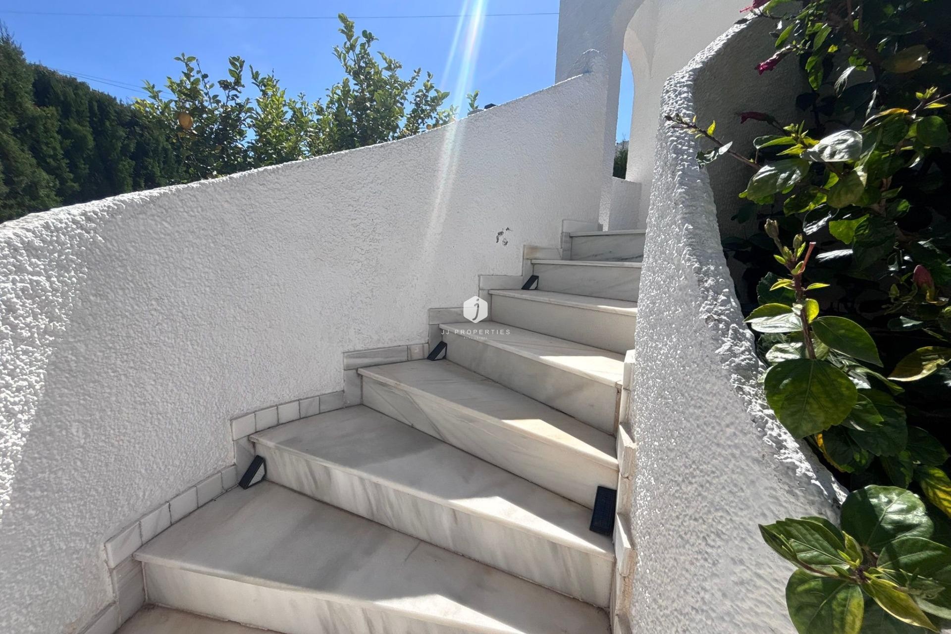 Resale - Chalet -
Torrevieja - Los Balcones