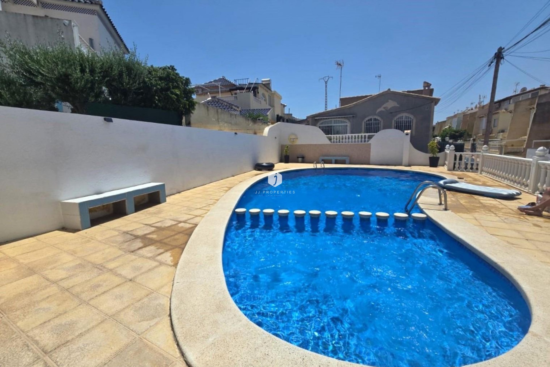 Resale - Chalet -
Torrevieja - Los Balcones