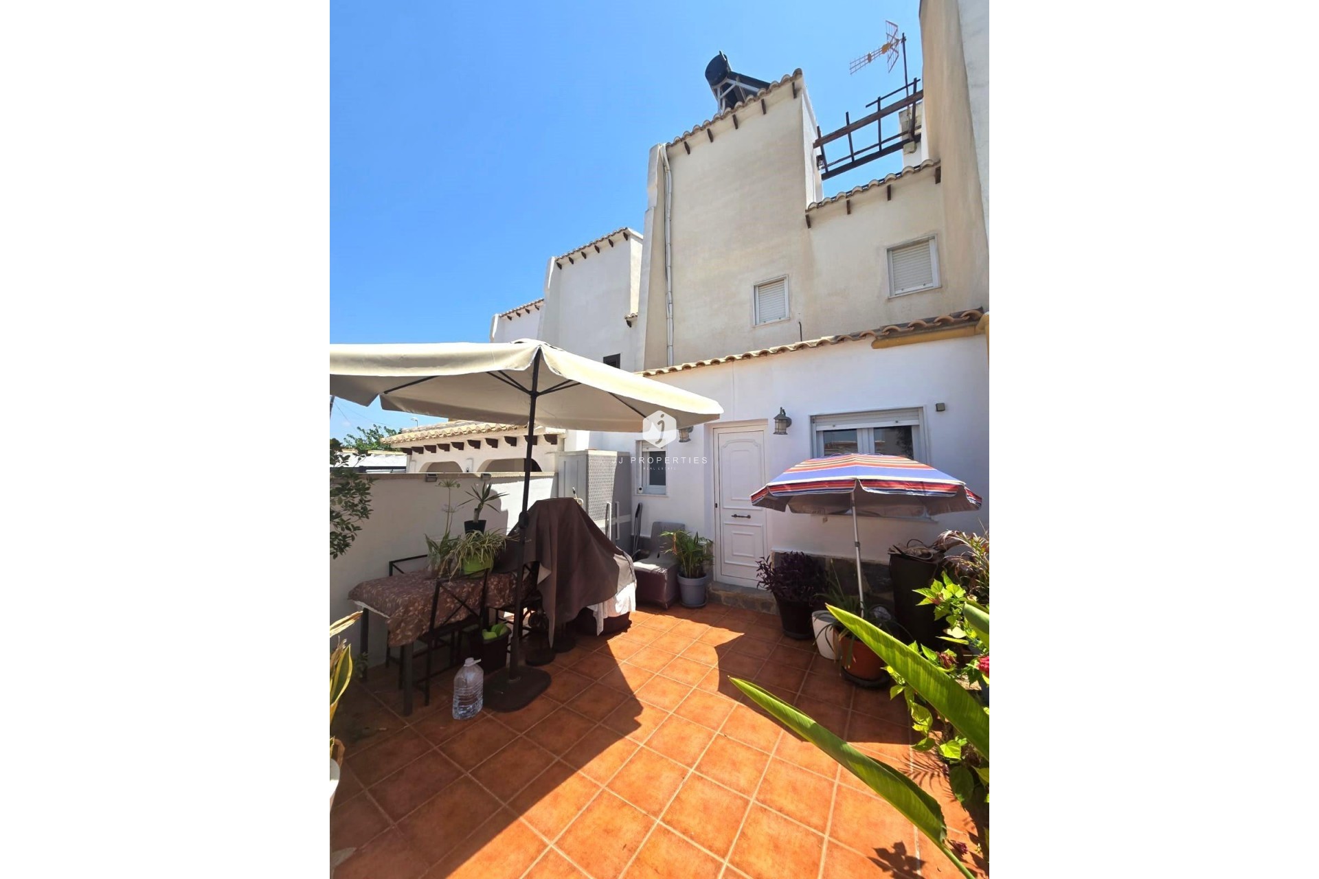 Resale - Chalet -
Torrevieja - Los Balcones