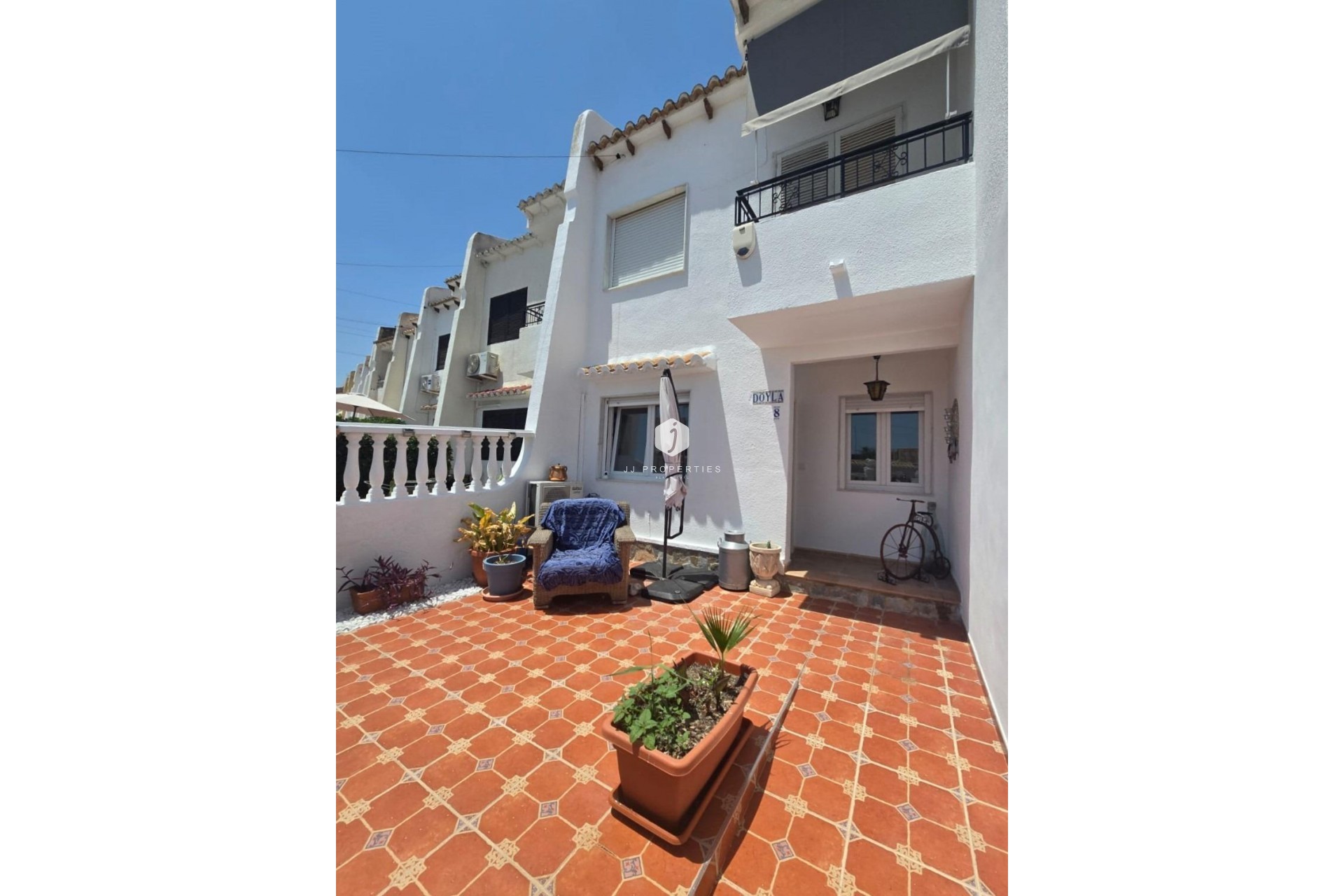 Resale - Chalet -
Torrevieja - Los Balcones
