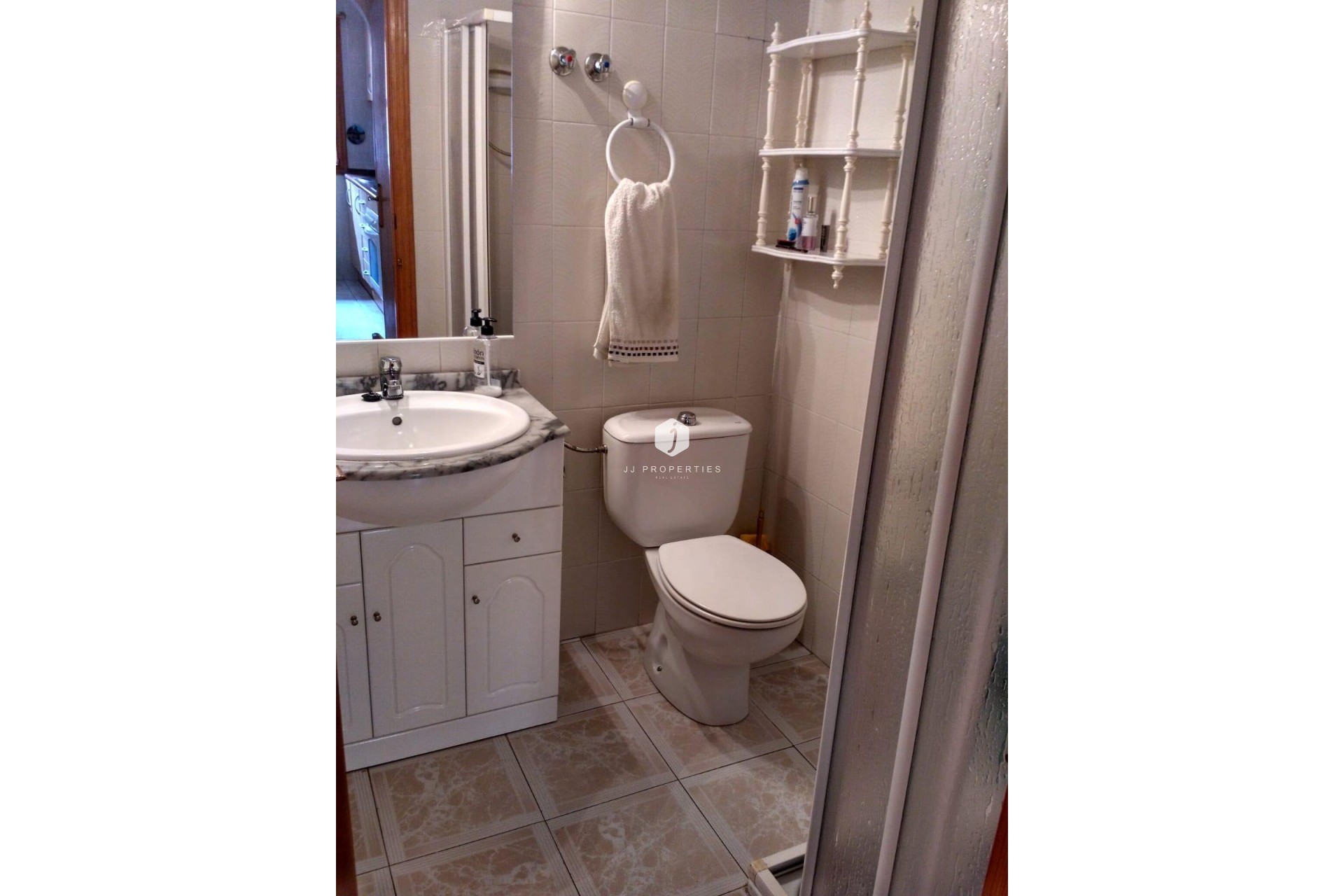 Resale - Chalet -
Torrevieja - Los Europeos