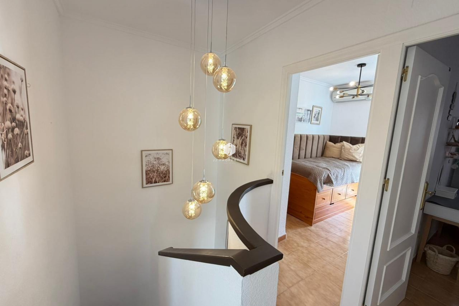 Resale - Chalet -
Torrevieja - Los Frutales