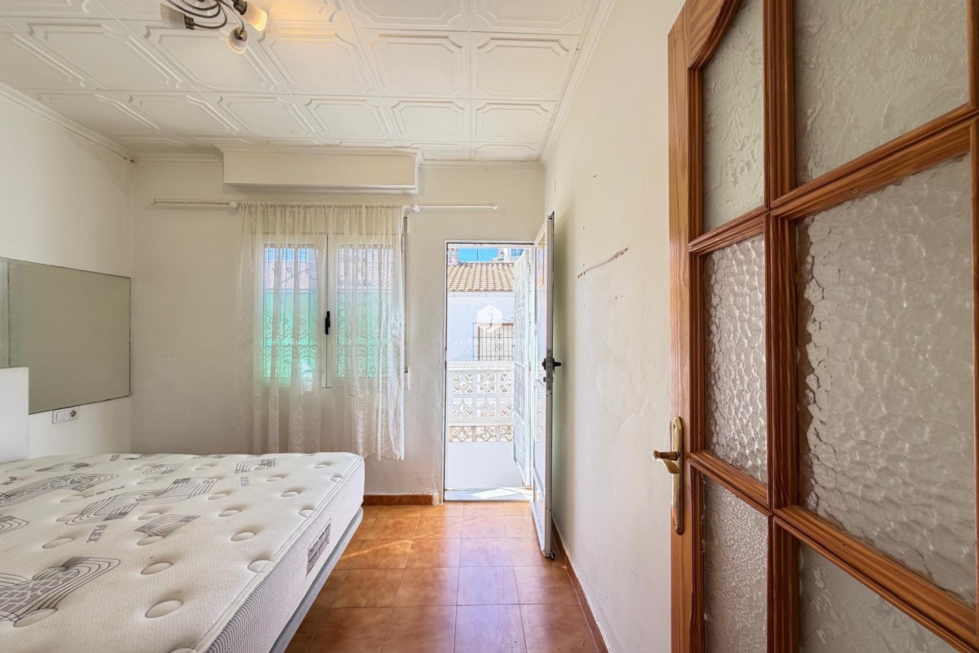 Resale - Chalet -
Torrevieja - Nueva Torrevieja