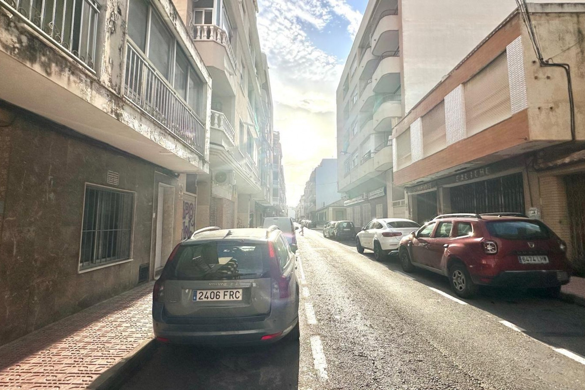 Resale - Chalet -
Torrevieja - Playa del Cura