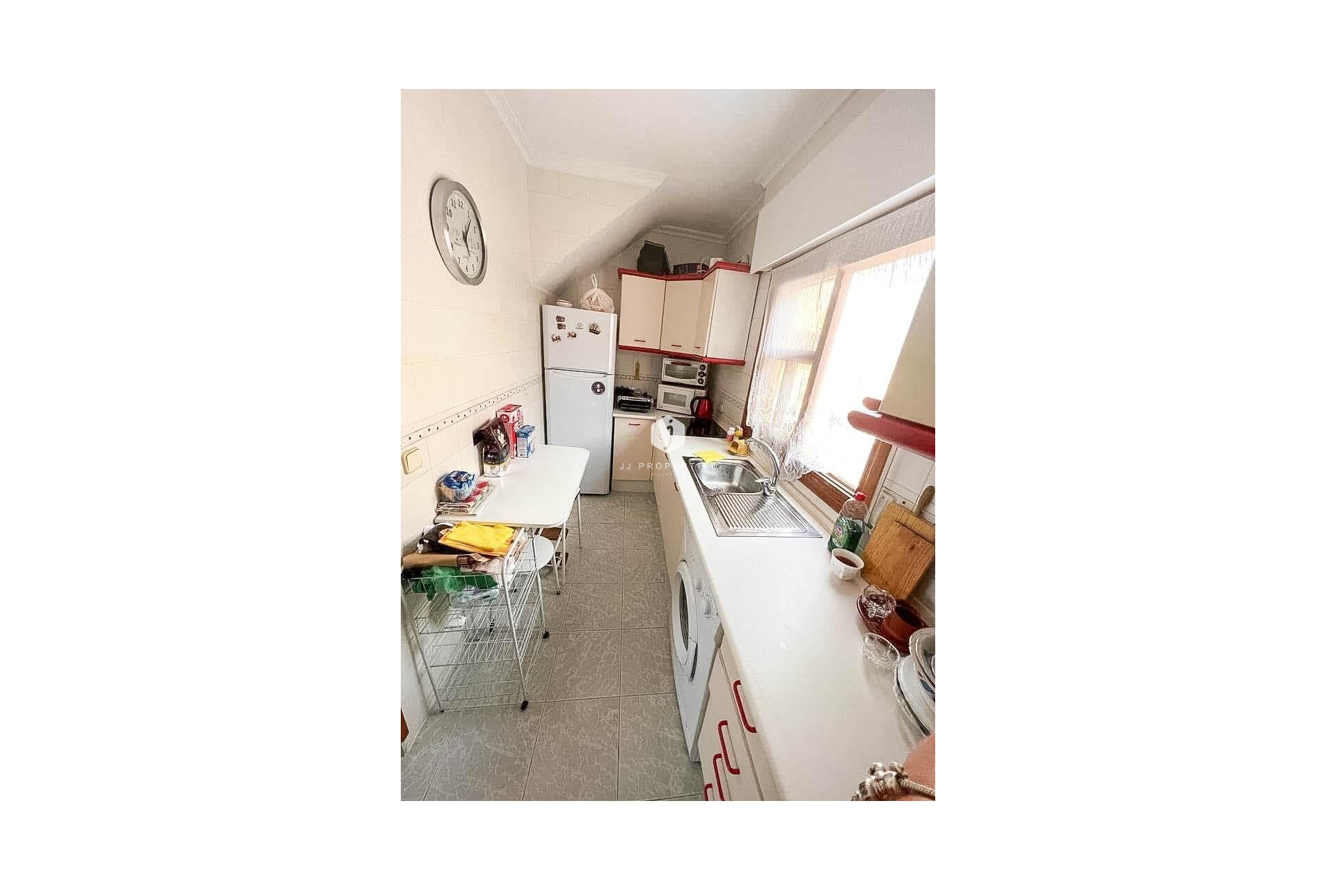 Resale - Chalet -
Torrevieja - Playa del Cura