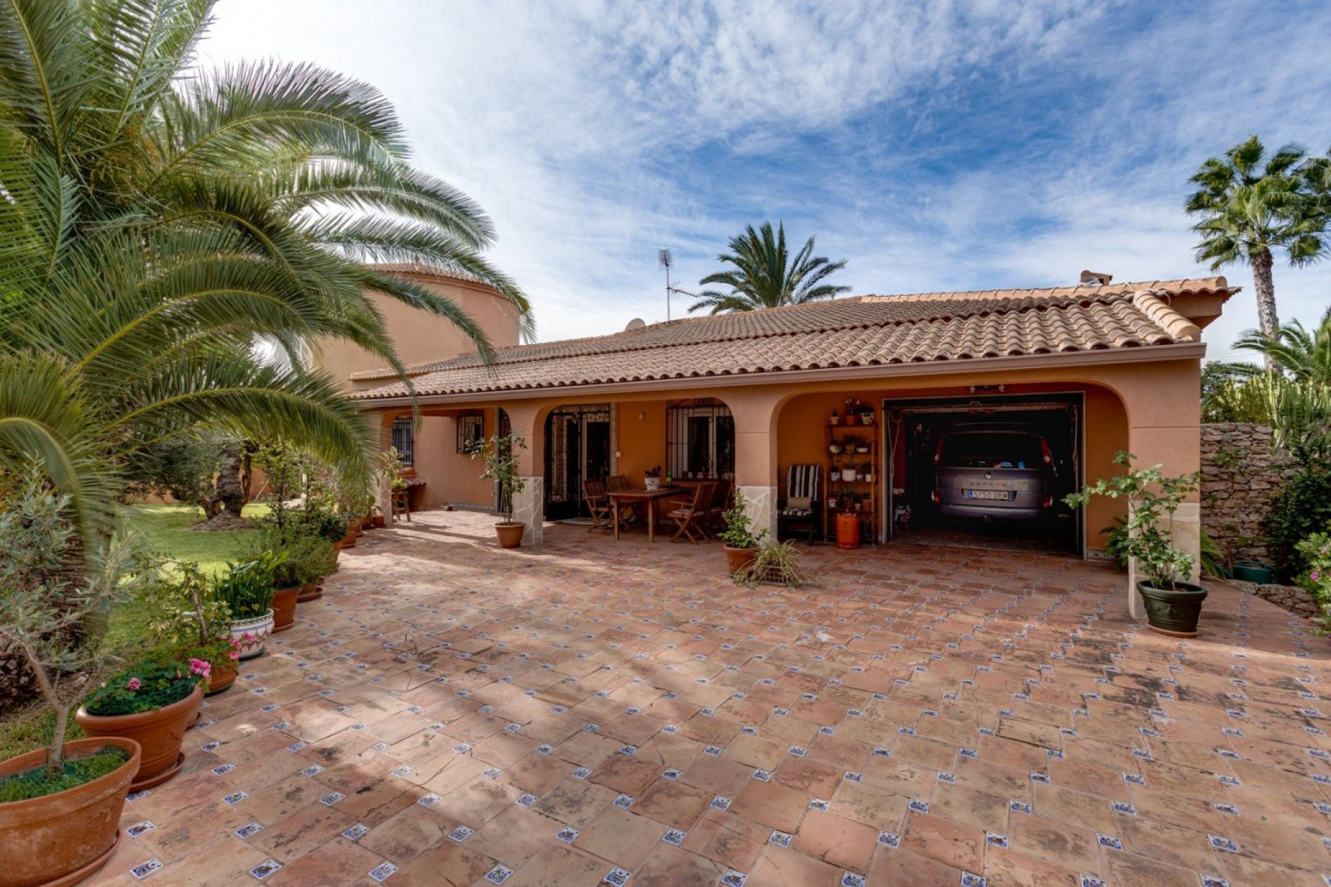 Resale - Chalet -
Torrevieja - San luis