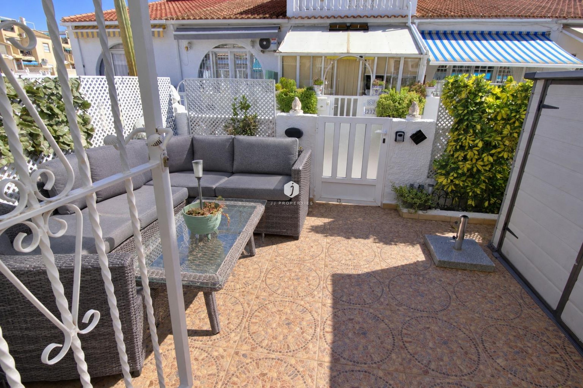 Resale - Chalet -
Torrevieja - San luis