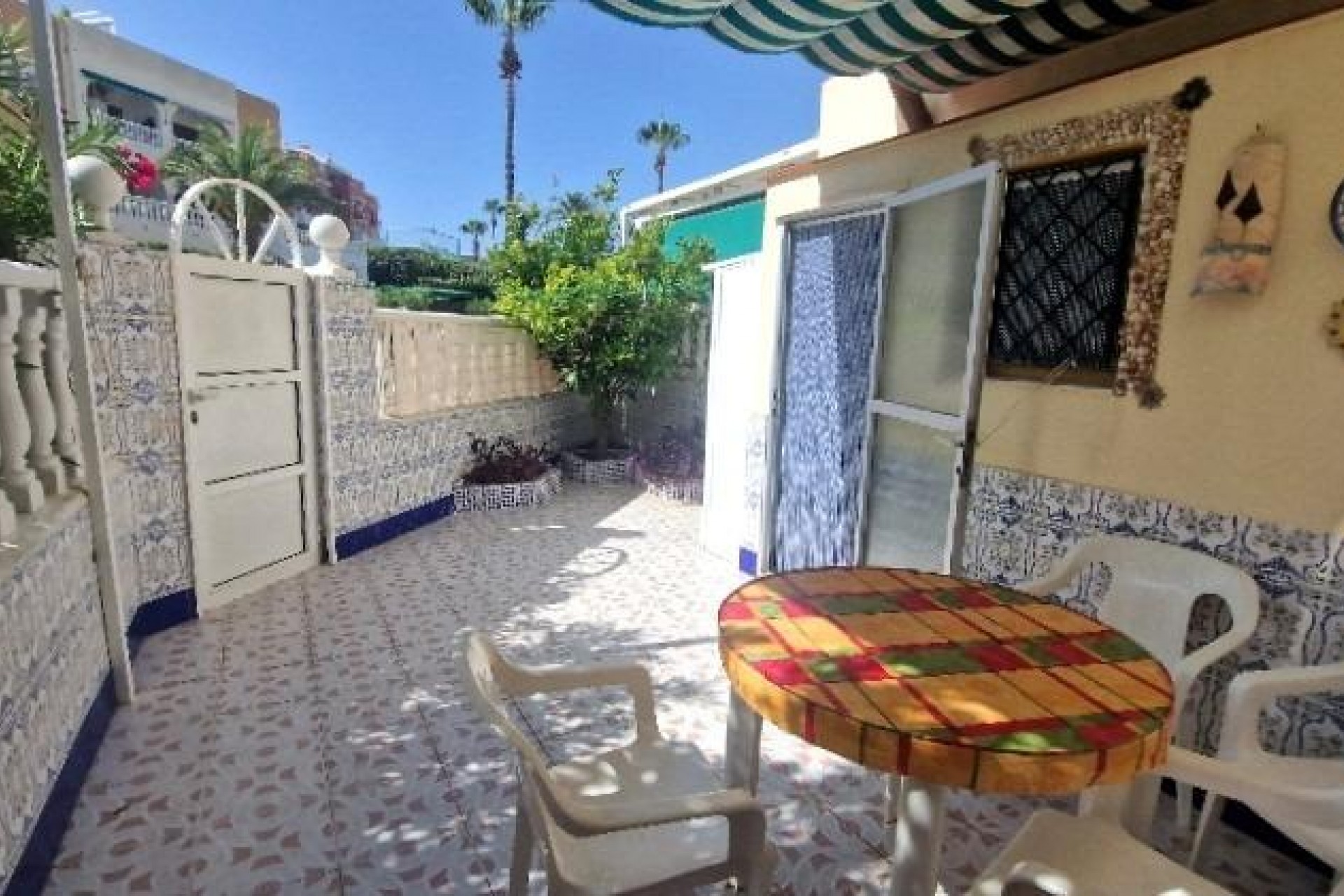 Resale - Chalet -
Torrevieja - Torre la mata