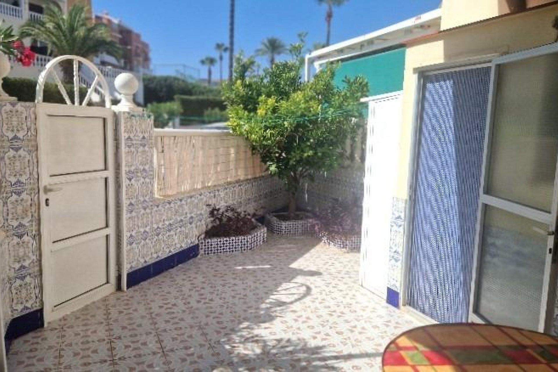 Resale - Chalet -
Torrevieja - Torre la mata