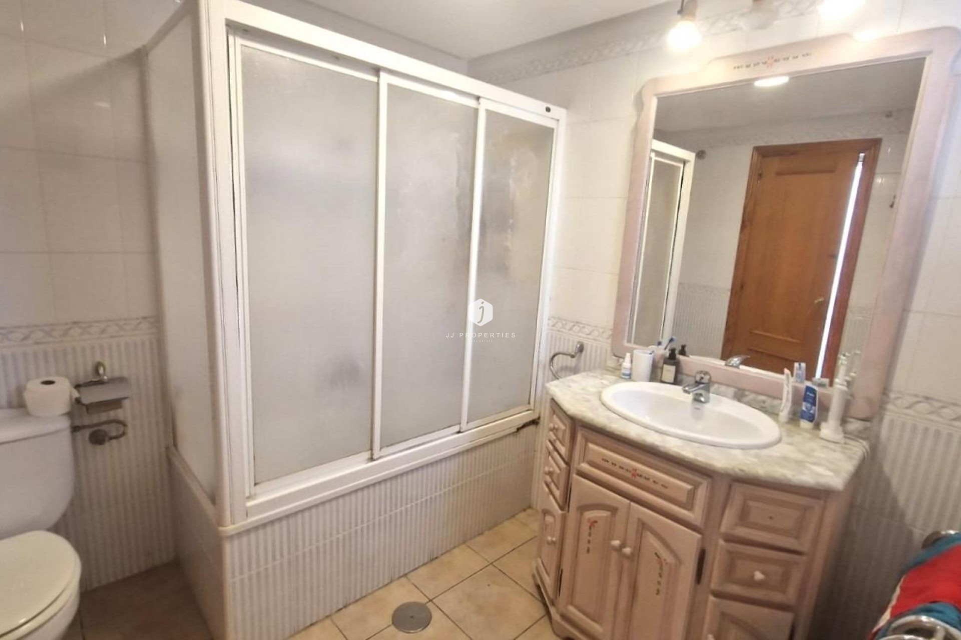 Resale - Chalet -
Torrevieja - Torreblanca