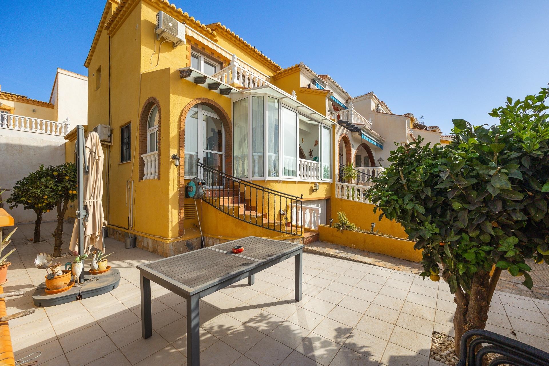 Resale - Chalet -
Torrevieja - Torreta Florida