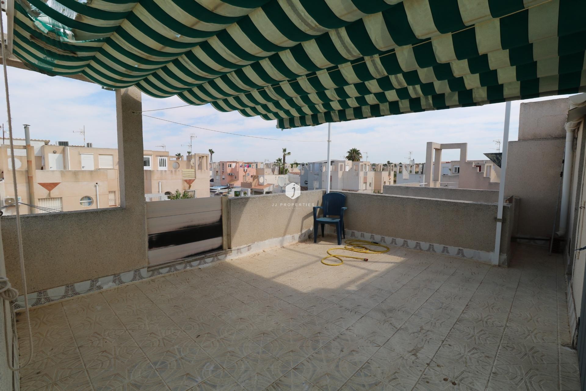 Resale - Chalet -
Torrevieja - Torretas