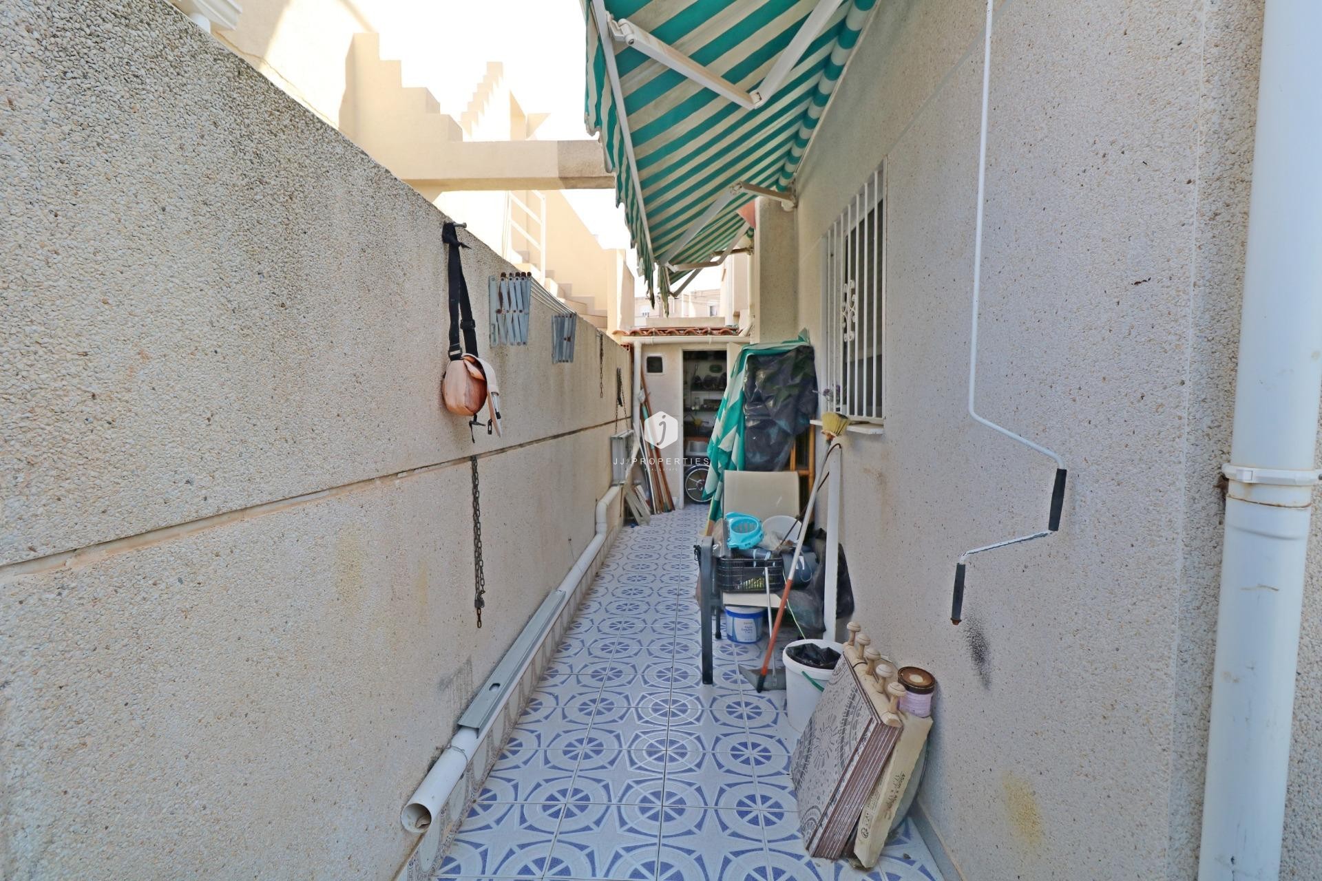Resale - Chalet -
Torrevieja - Torretas