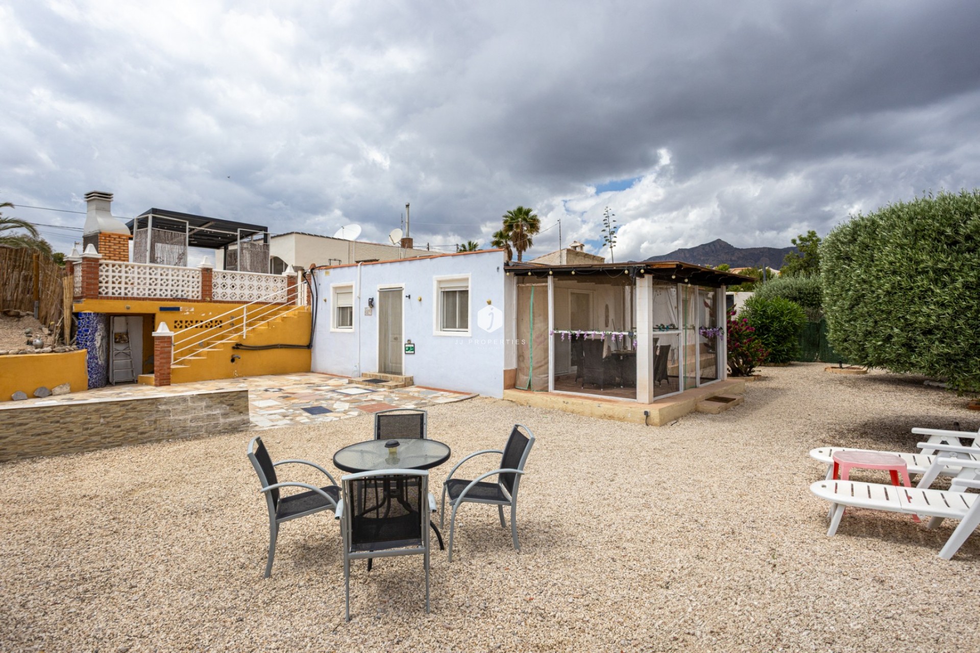 Resale - Country Property -
Albatera - Inland