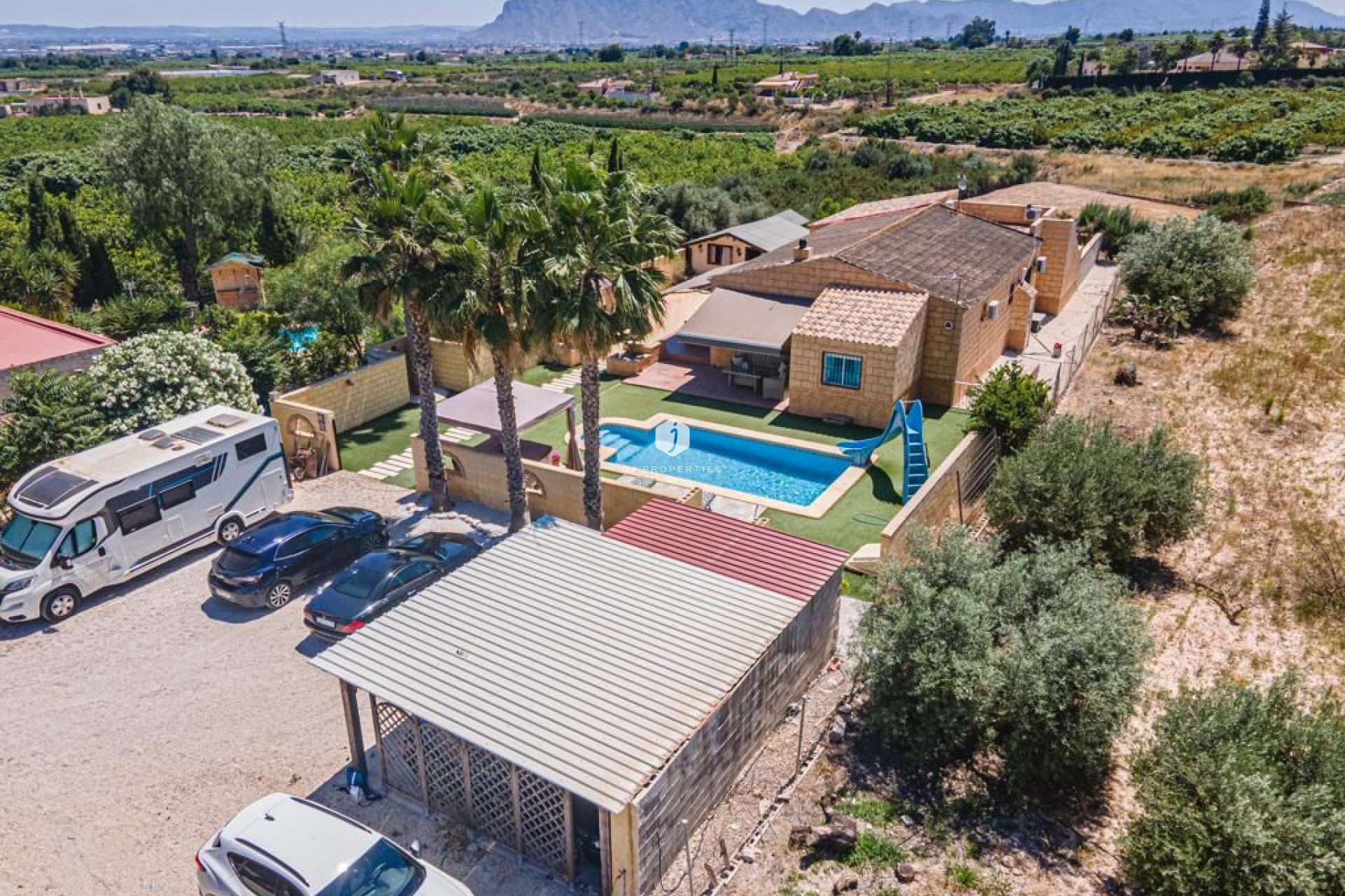 Resale - Country Property -
Albatera - Inland