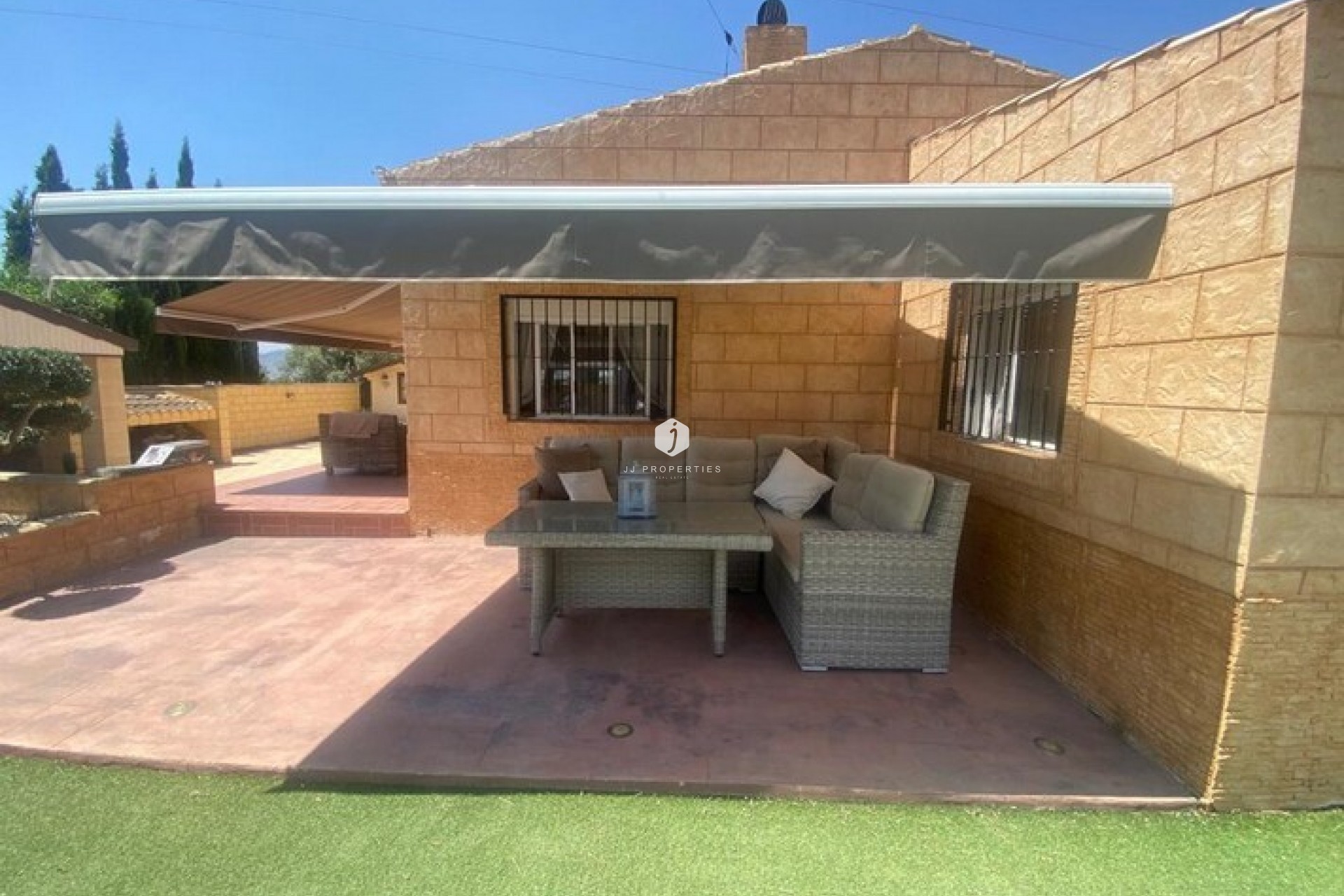 Resale - Country Property -
Albatera - Inland